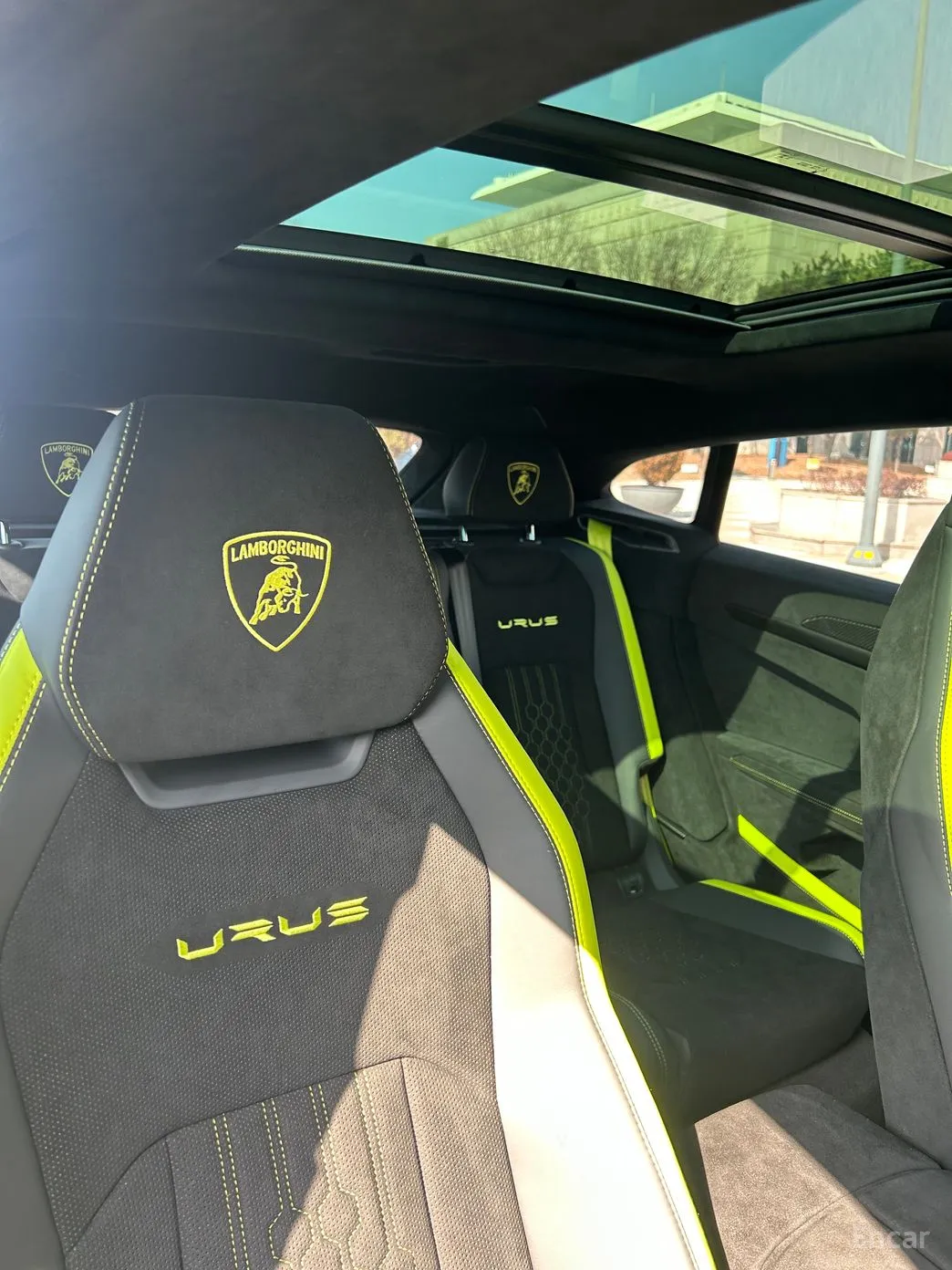 Lamborghini Urus превью 10