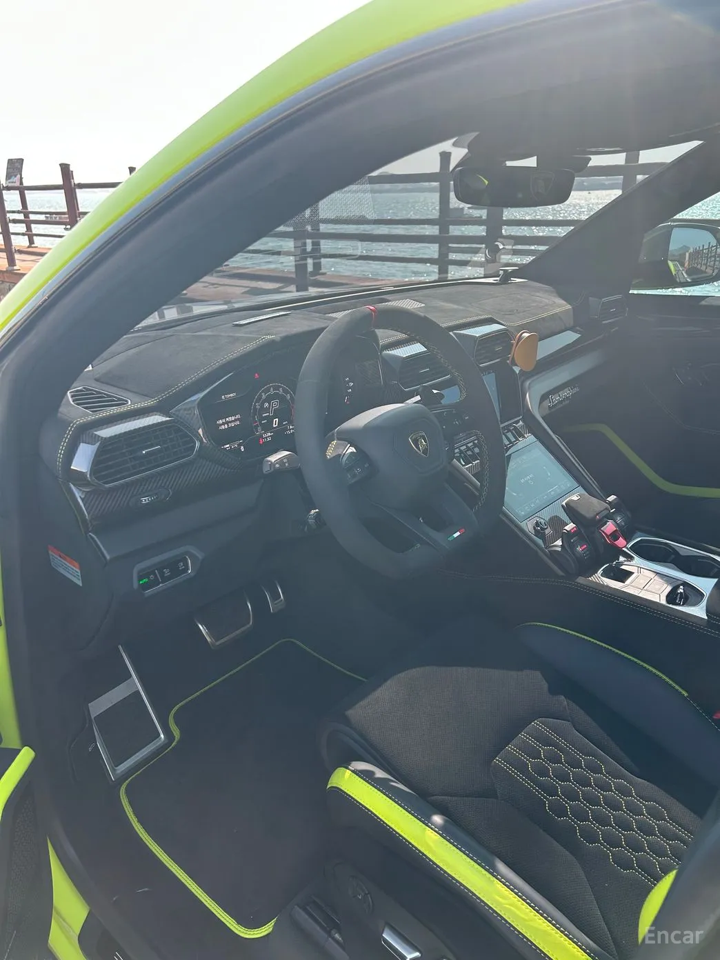 Lamborghini Urus превью 5