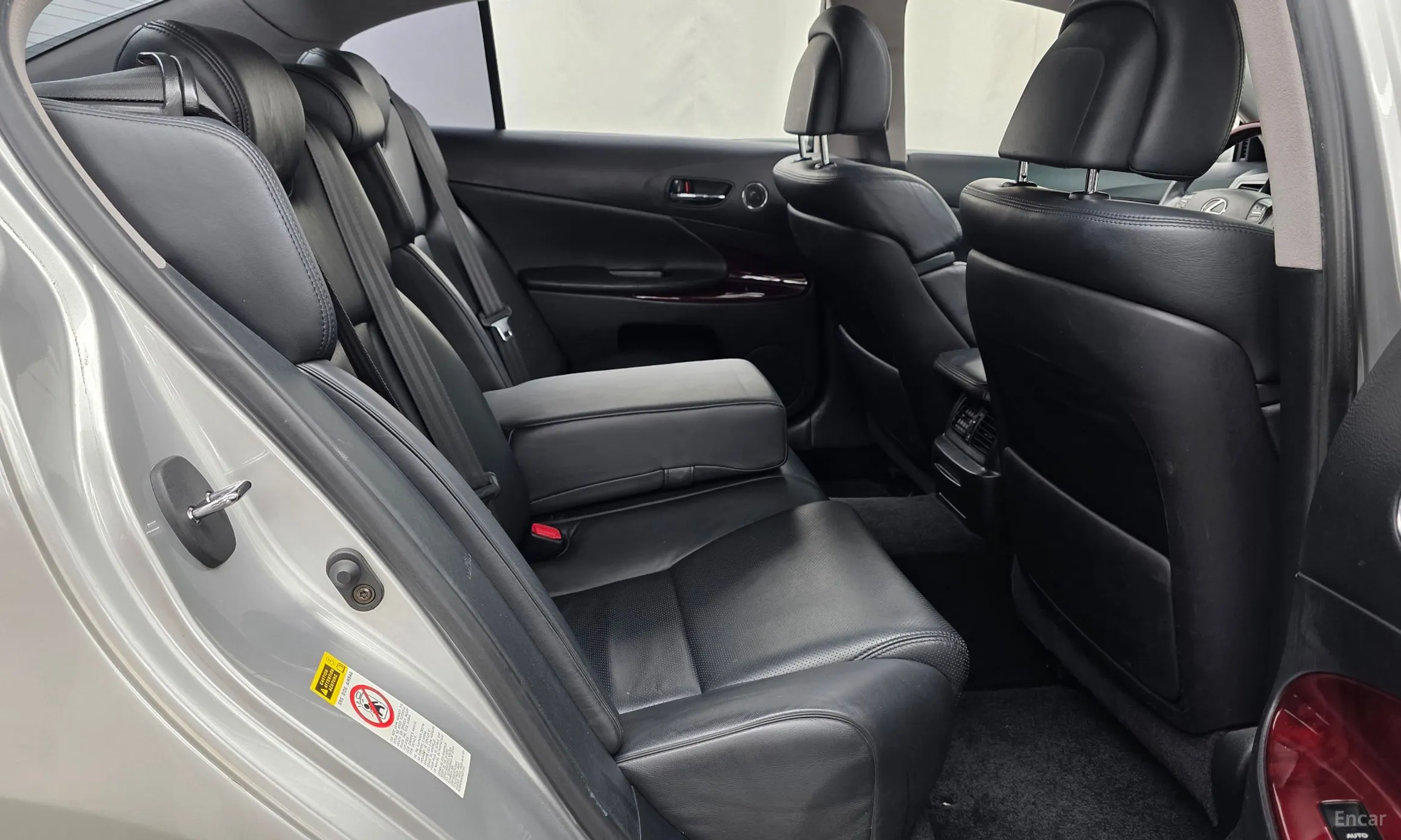 Lexus GS300 превью 11