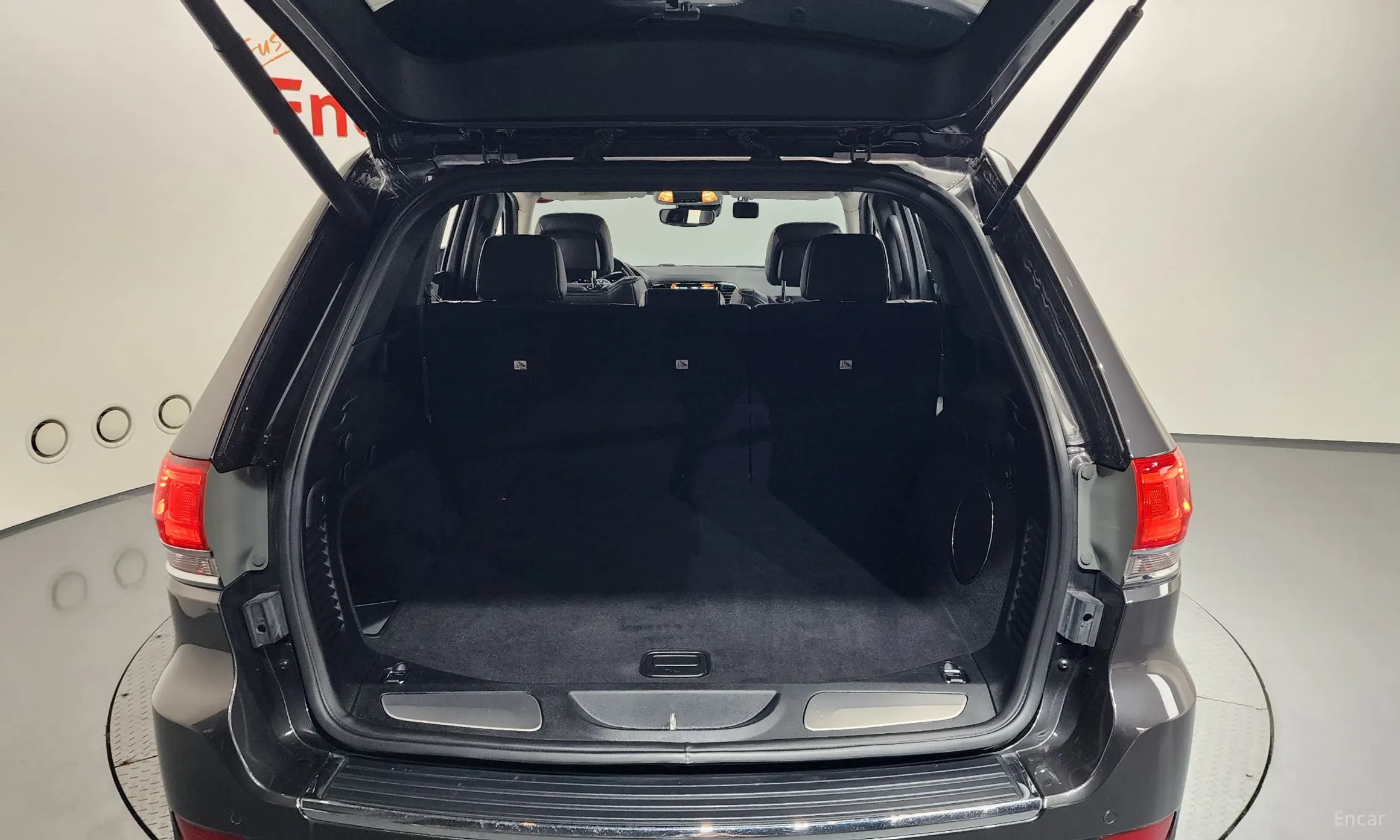 Jeep Grand Cherokee превью 20