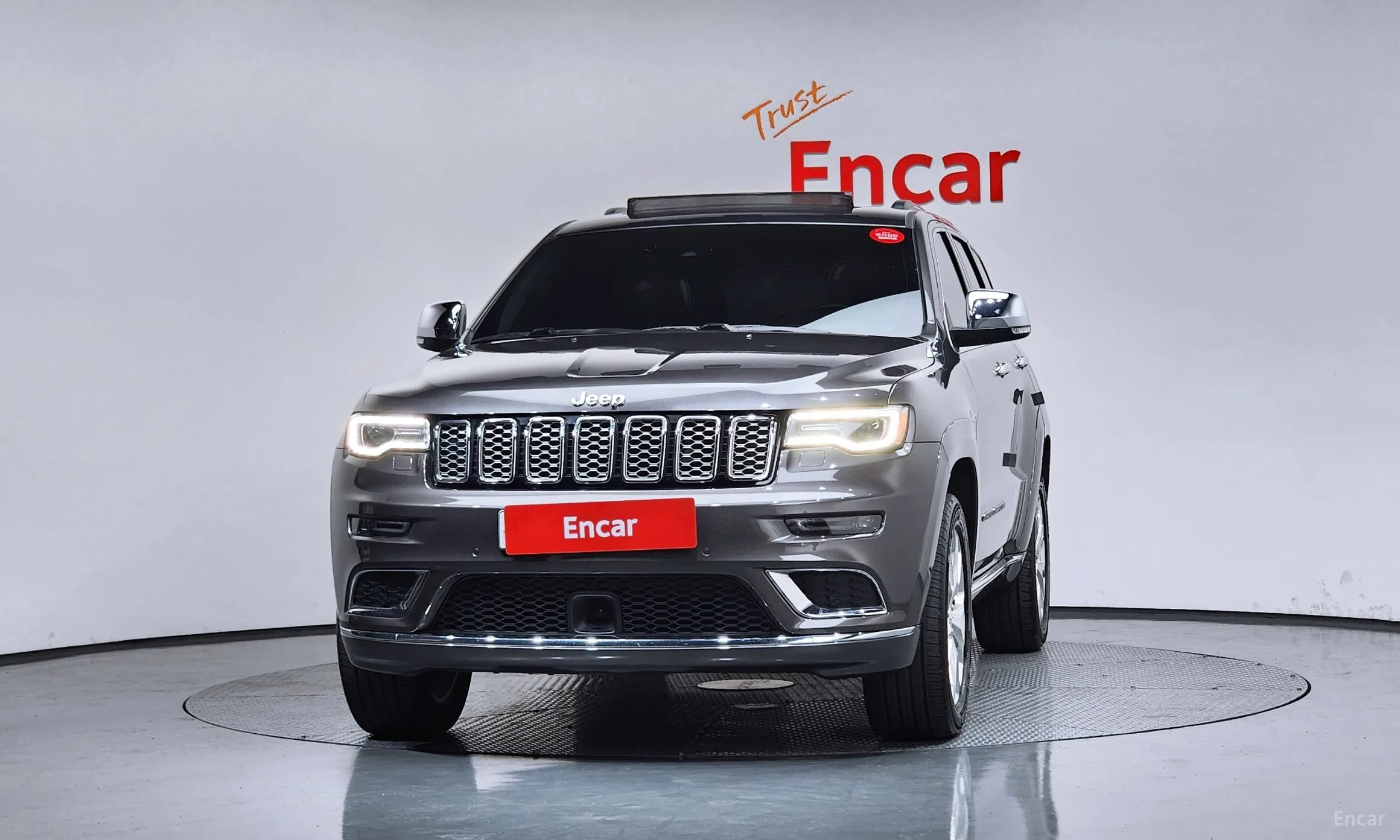 Jeep Grand Cherokee превью 3