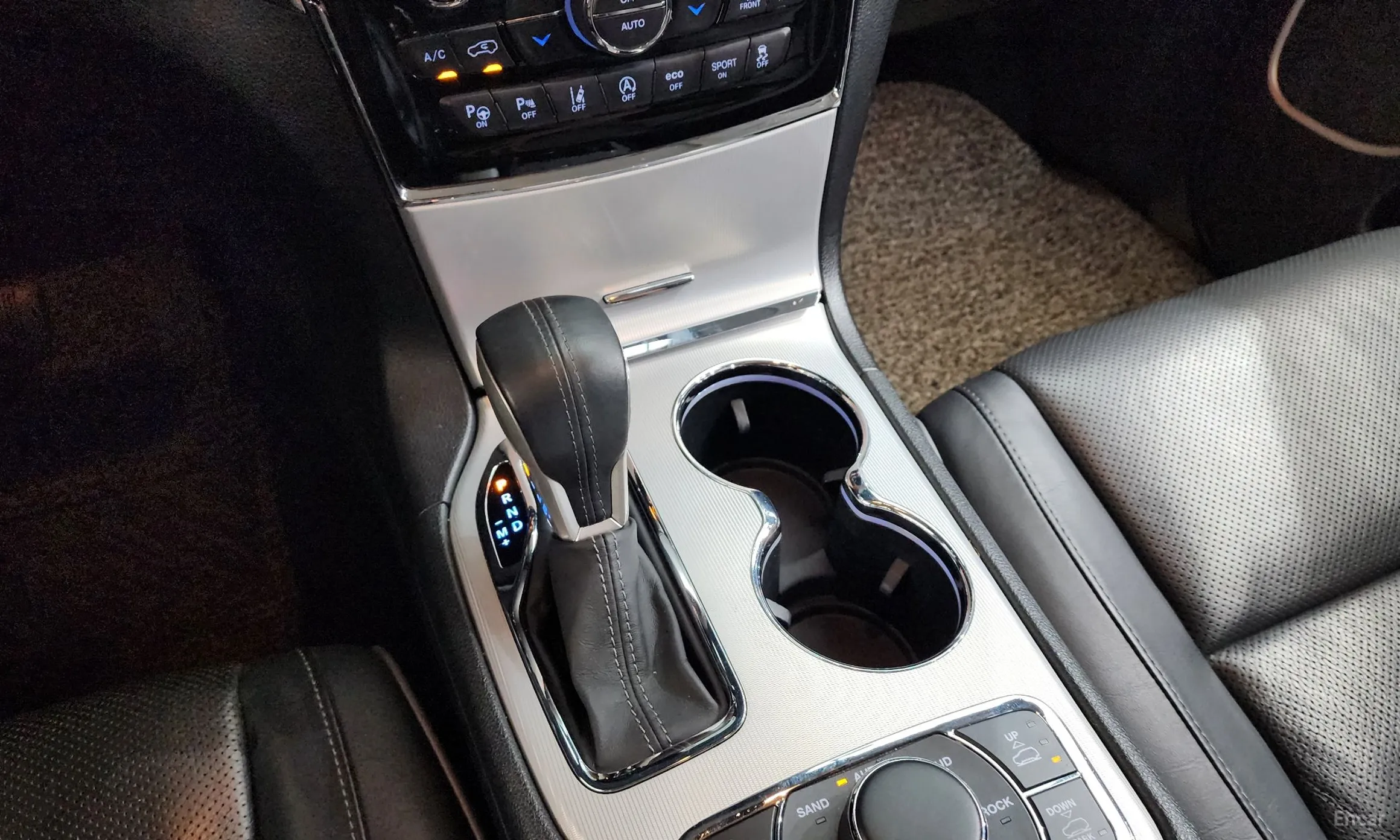 Jeep Grand Cherokee превью 9