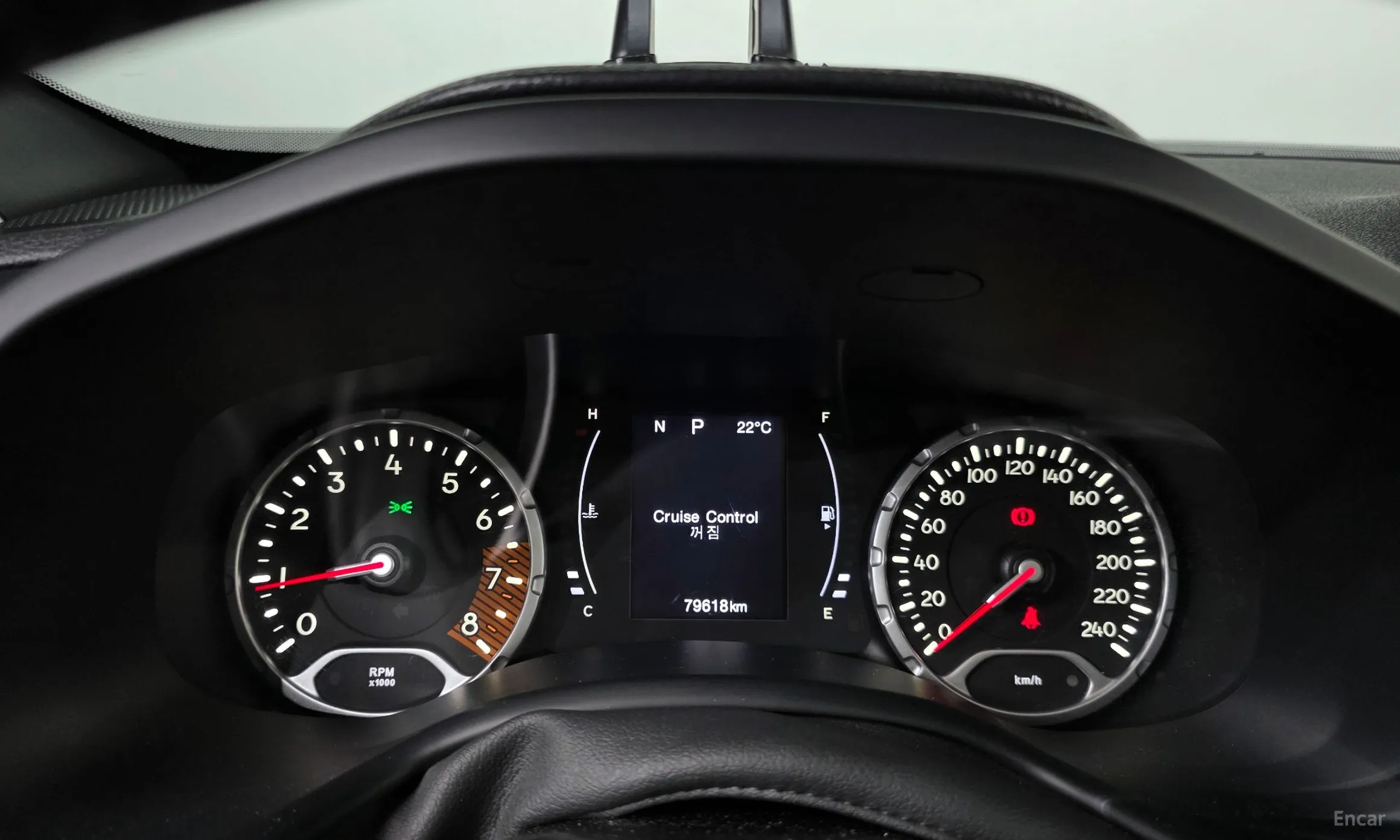 Jeep Renegade превью 8