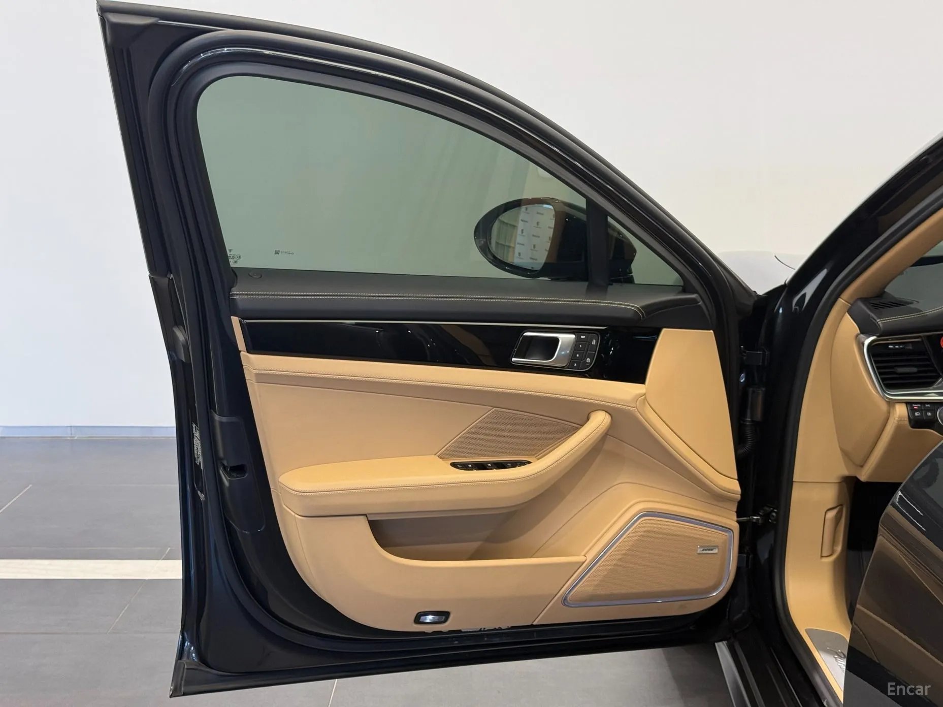 Porsche Panamera (971) превью 8
