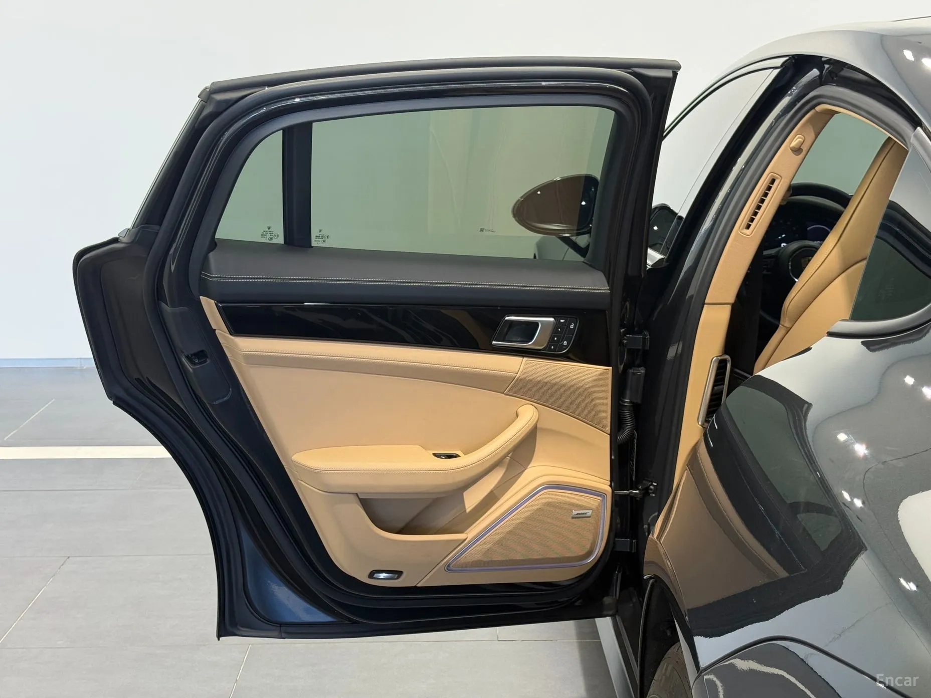 Porsche Panamera (971) превью 9