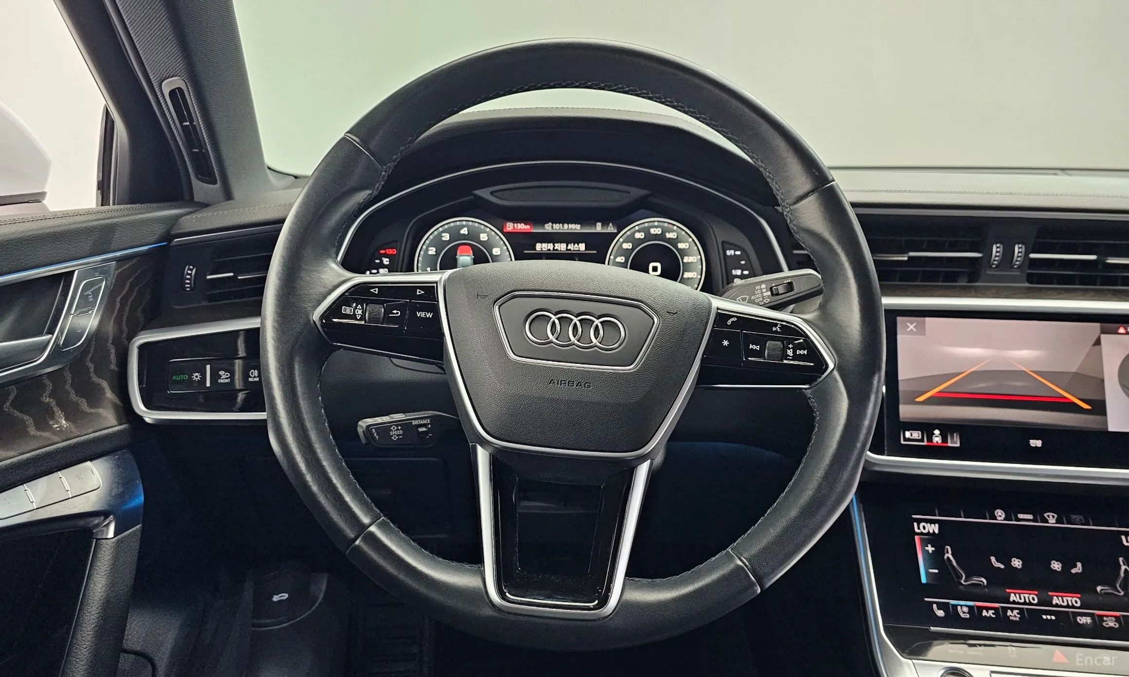 Audi A6 (C8) превью 13