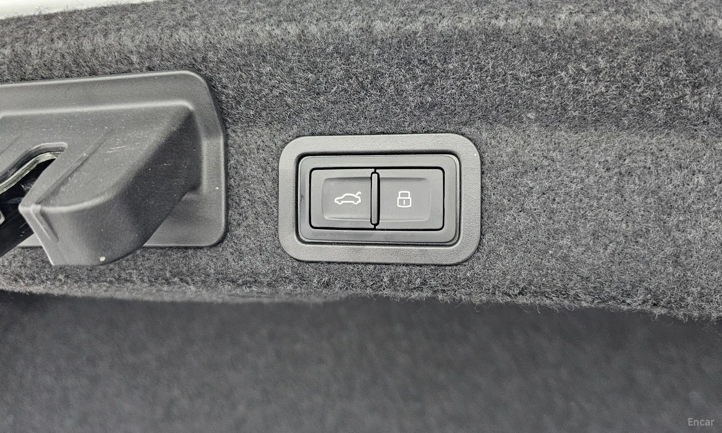 Audi A6 (C8) превью 16