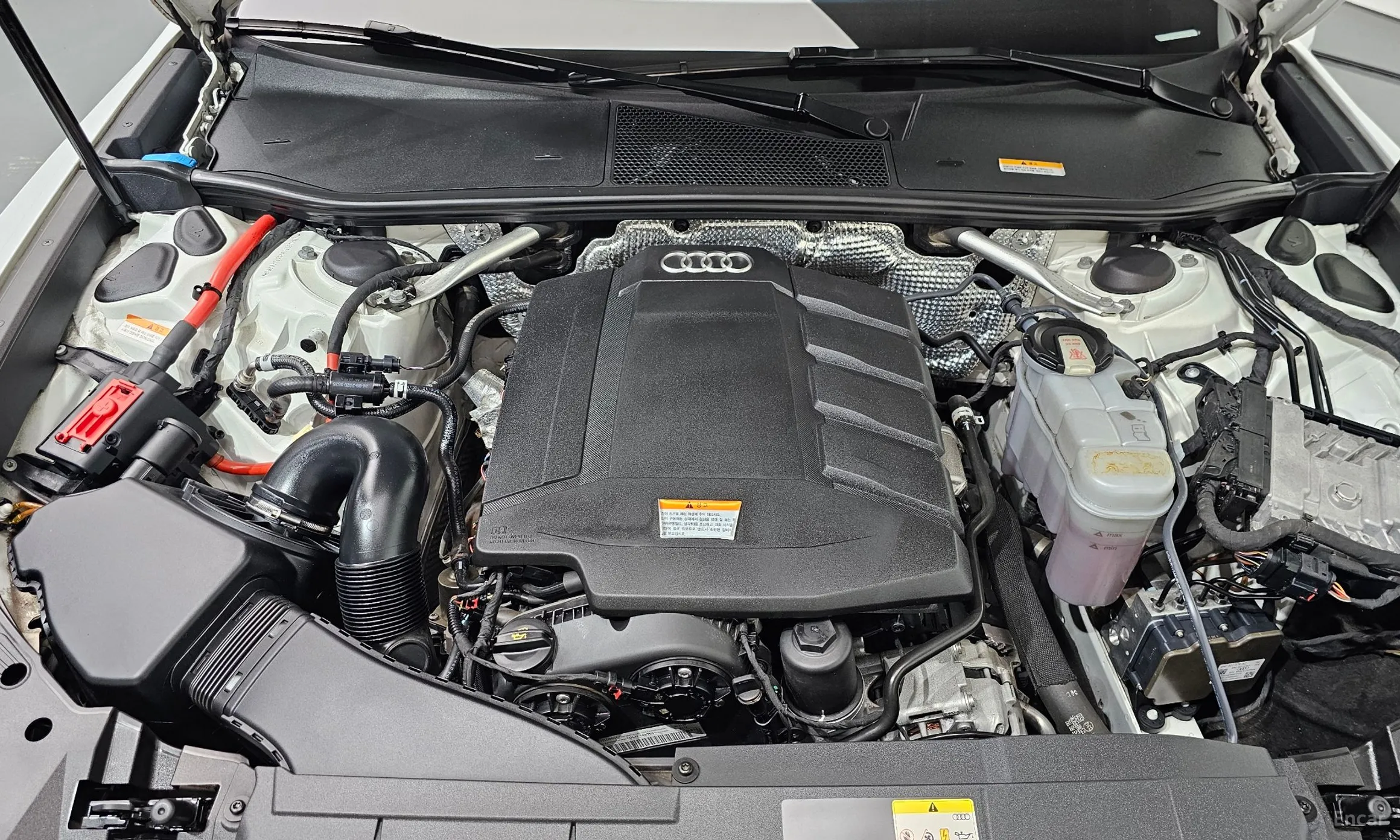 Audi A6 (C8) превью 6