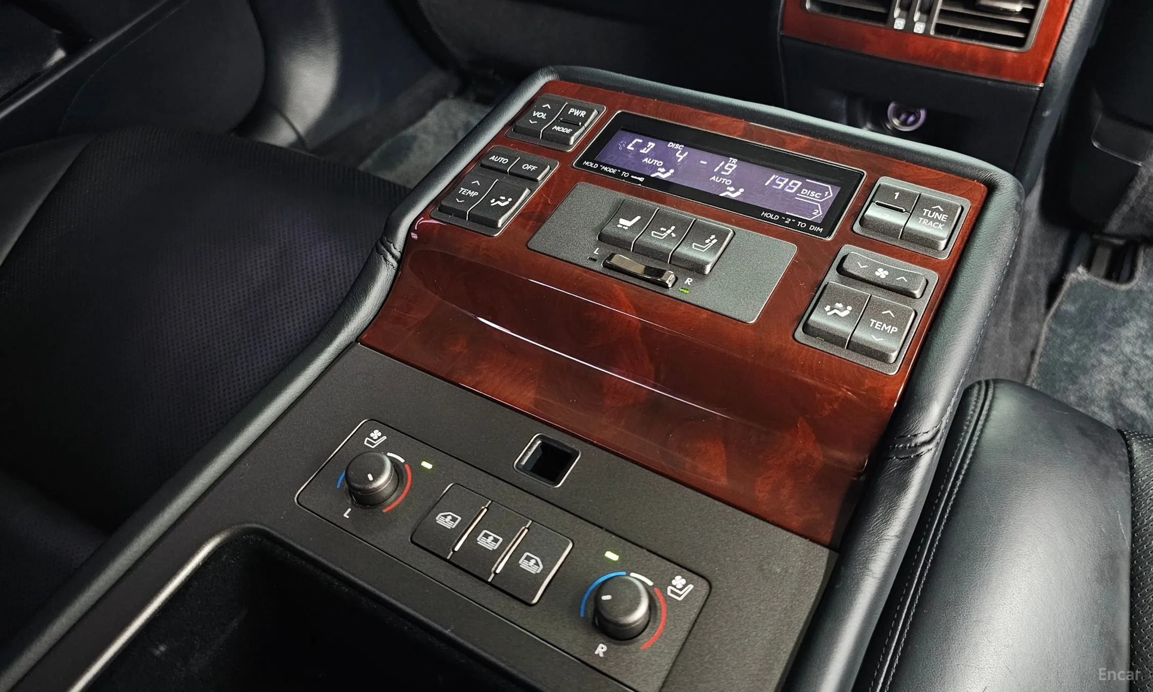 Lexus LS460 превью 19