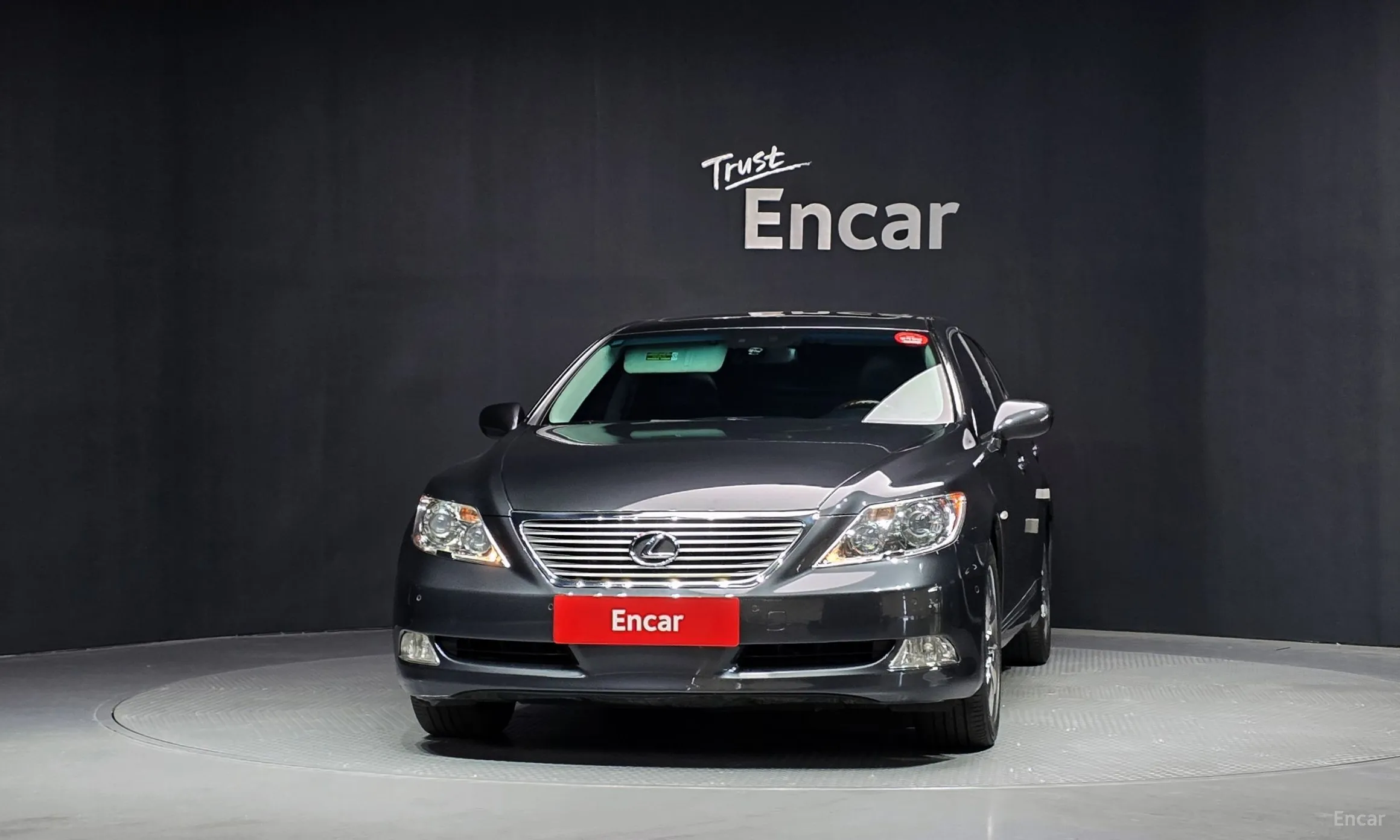 Lexus LS460 превью 3