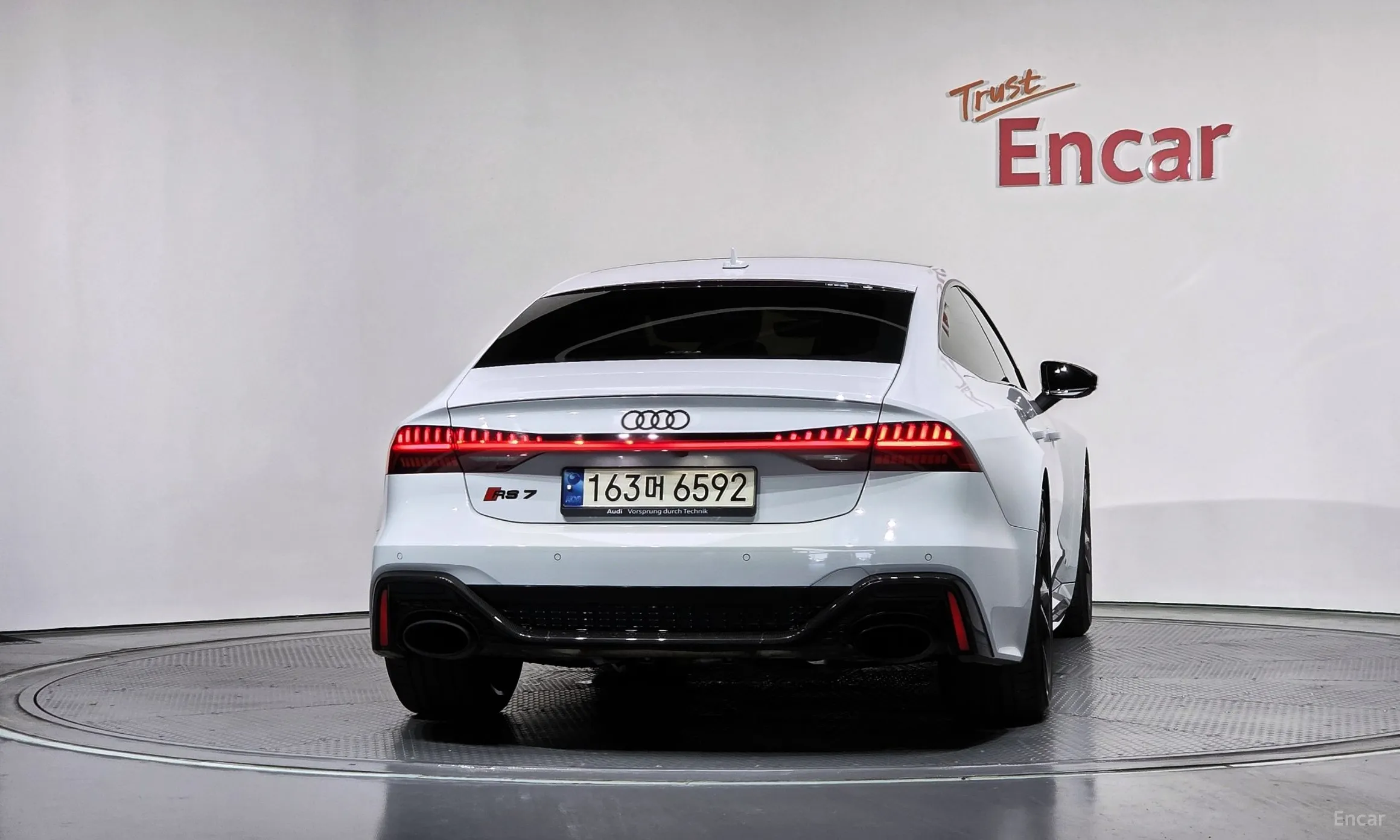 Audi RS7 (4K) превью 4