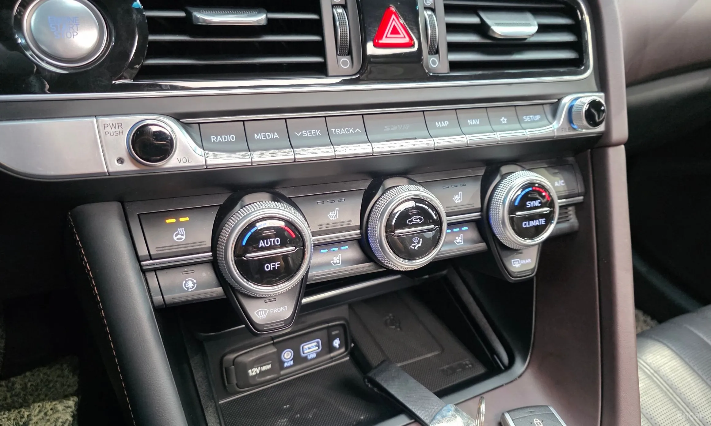 Genesis G70 превью 17