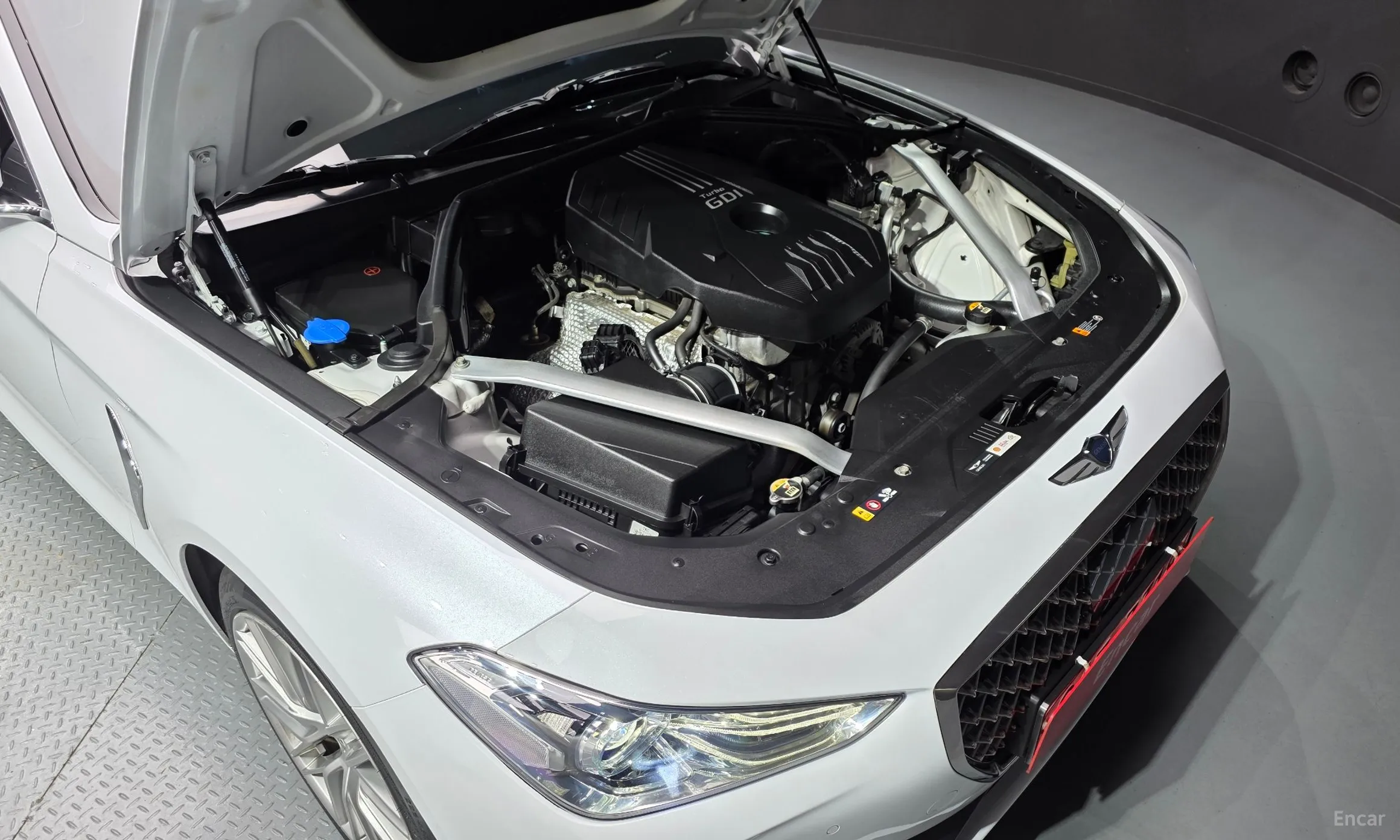 Genesis G70 превью 6