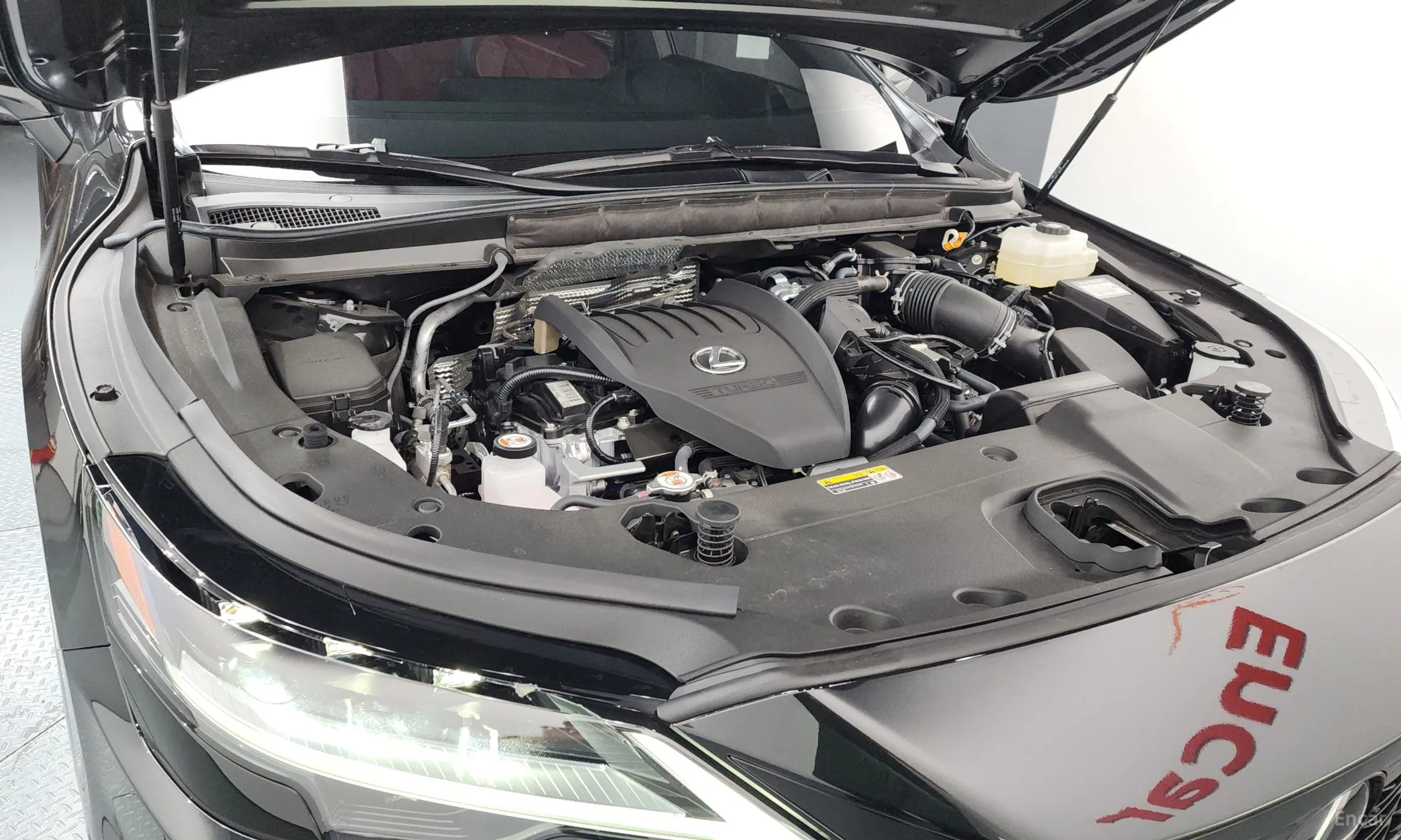Lexus RX500h 5th Generation превью 6