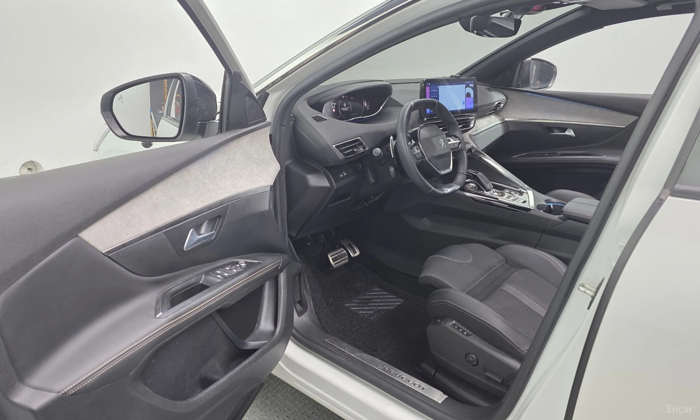 Peugeot 5008 2nd generation превью 10