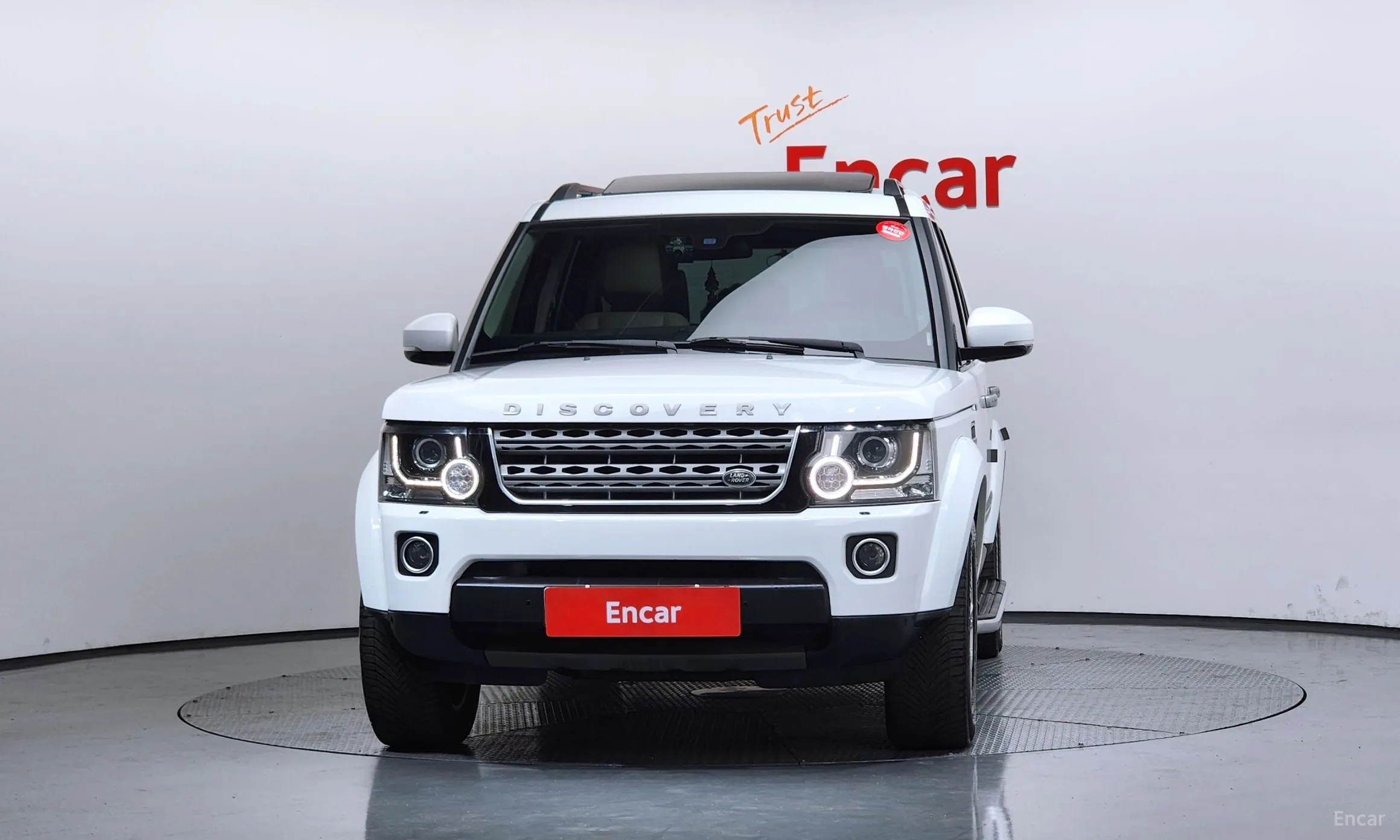 Land Rover Discovery 4 превью 3