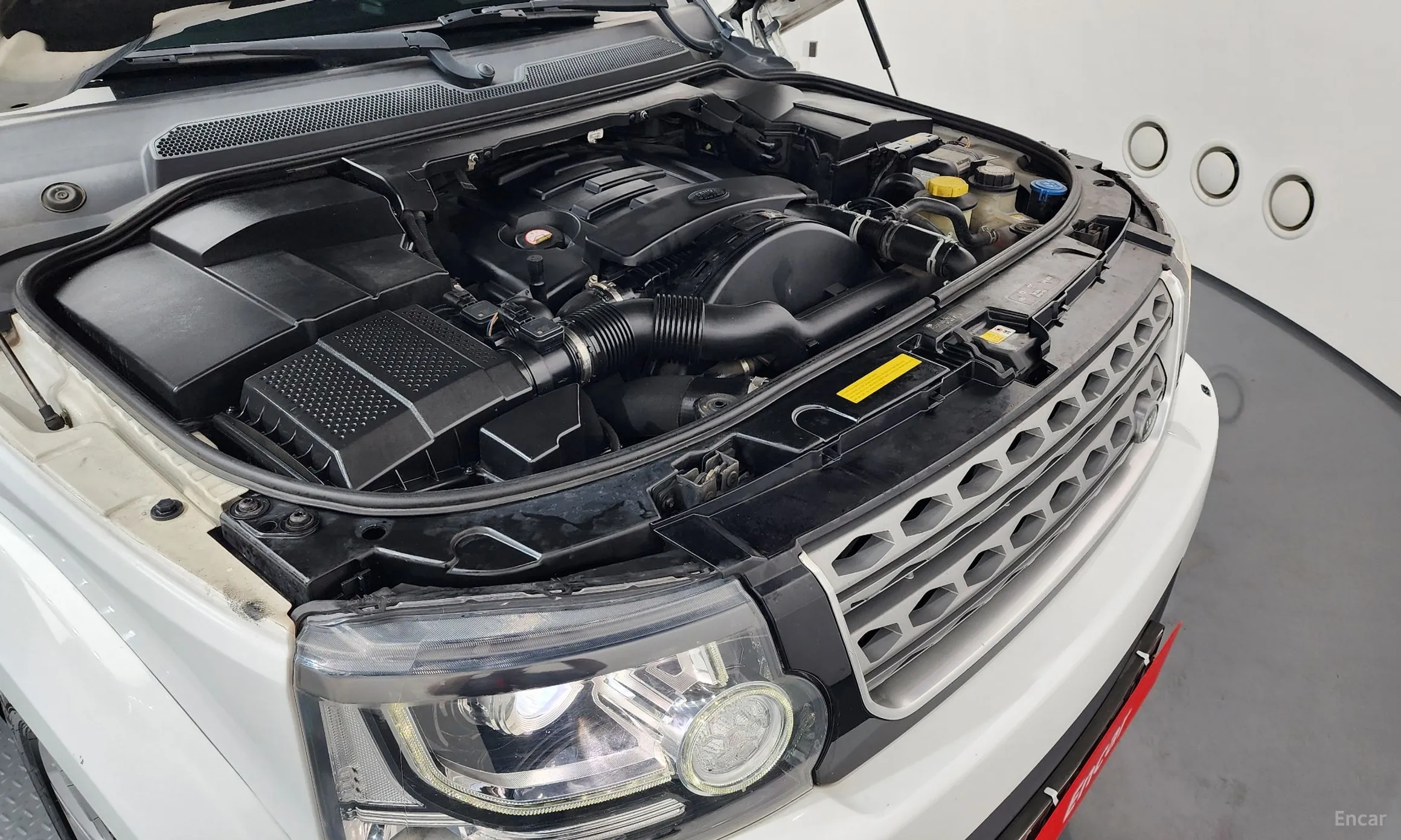 Land Rover Discovery 4 превью 6