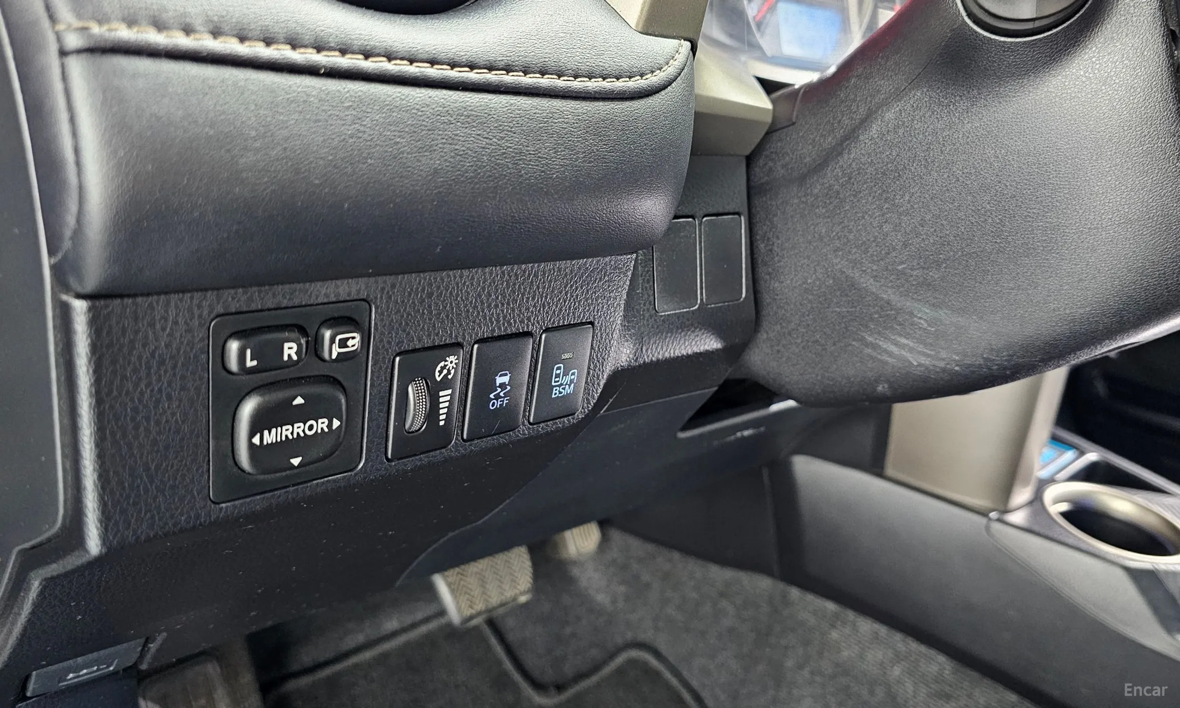 Toyota RAV4 превью 19