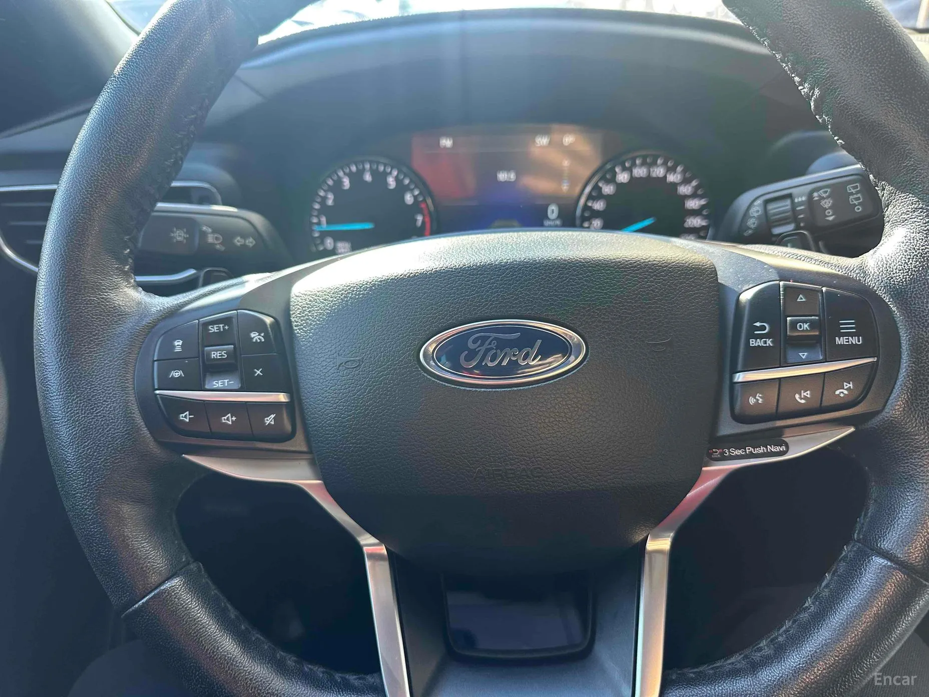 Ford Explorer 6th Generation превью 13