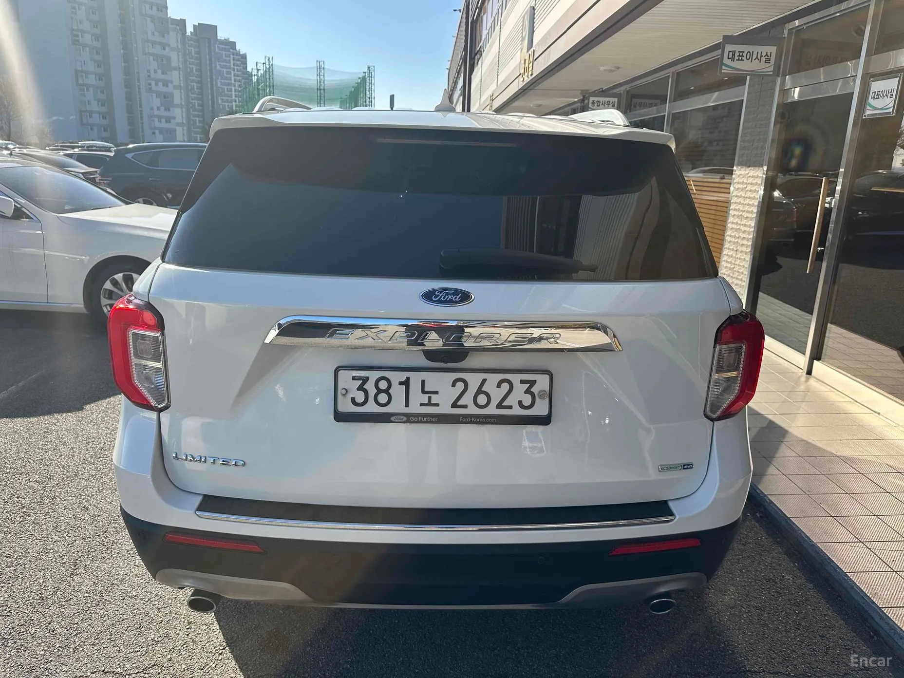 Ford Explorer 6th Generation превью 3