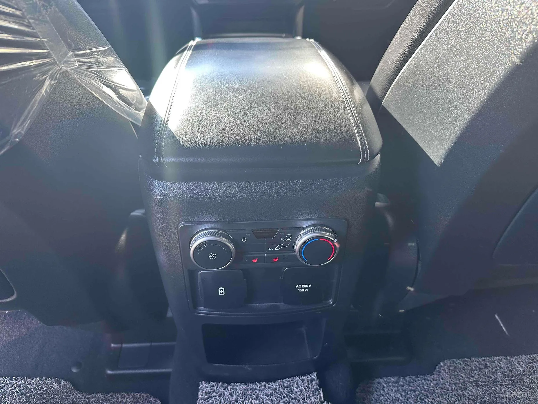 Ford Explorer 6th Generation превью 8