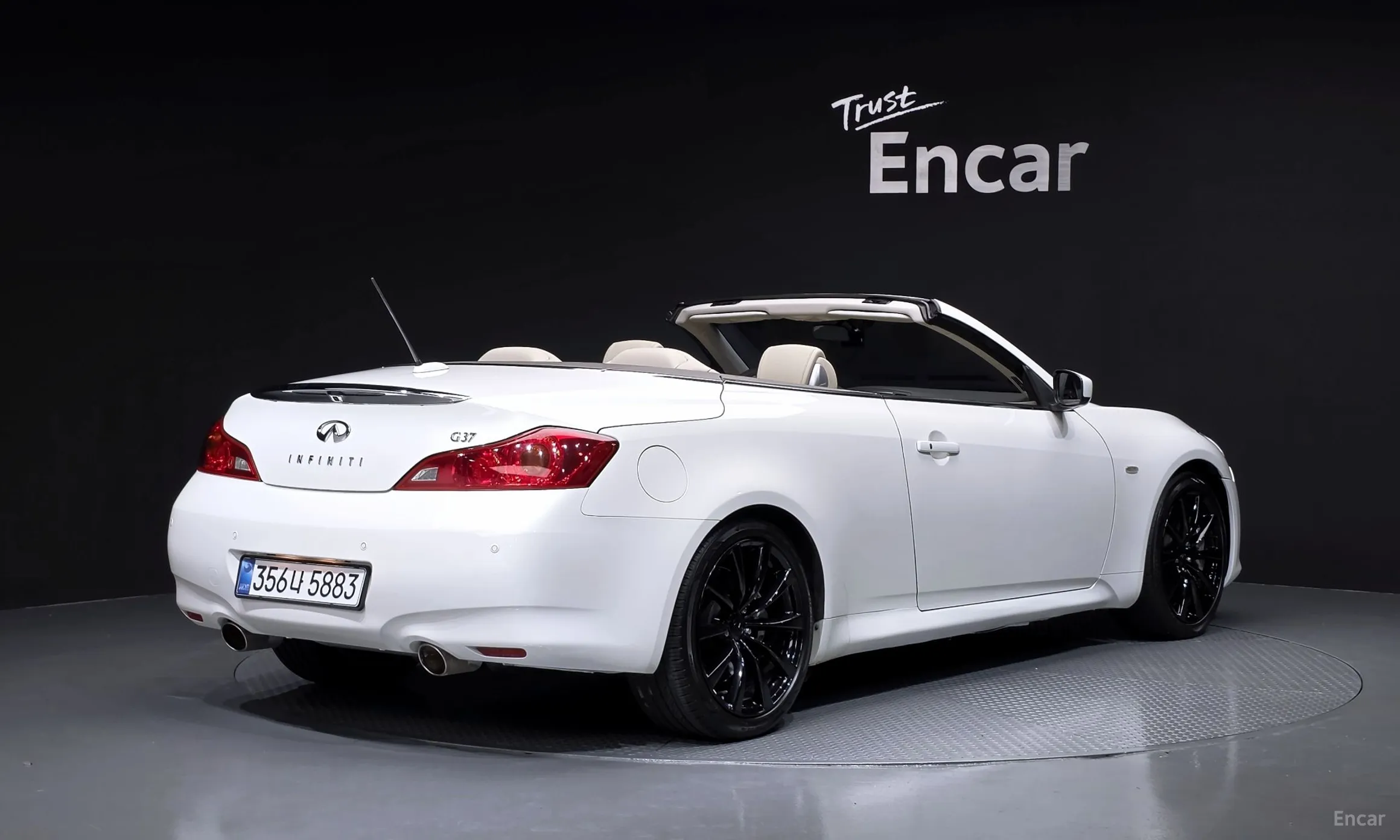 Infiniti G37