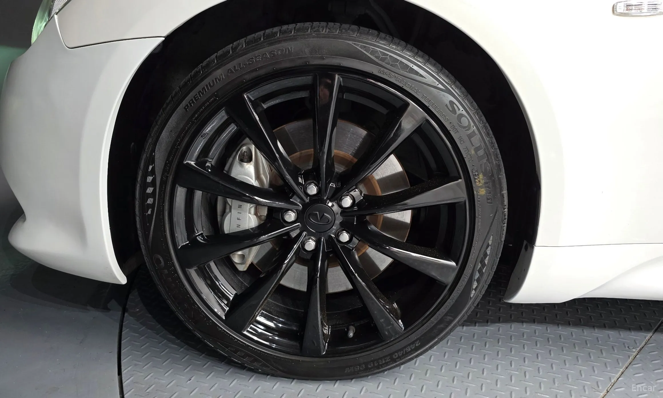 Infiniti G37 превью 5