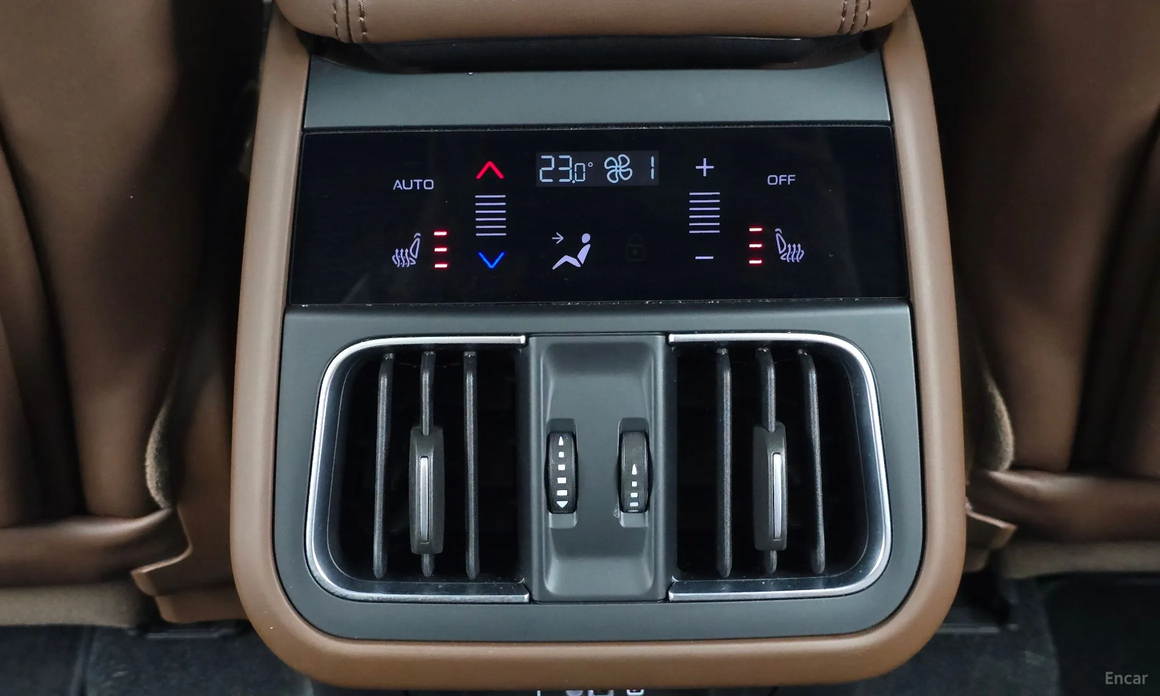 Maserati Grekale превью 19