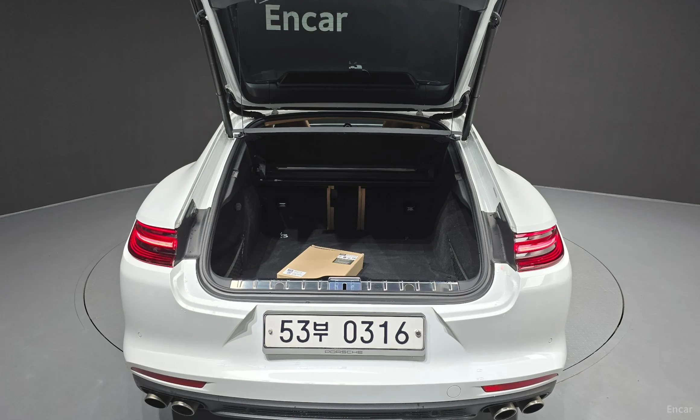Porsche Panamera (971) превью 18
