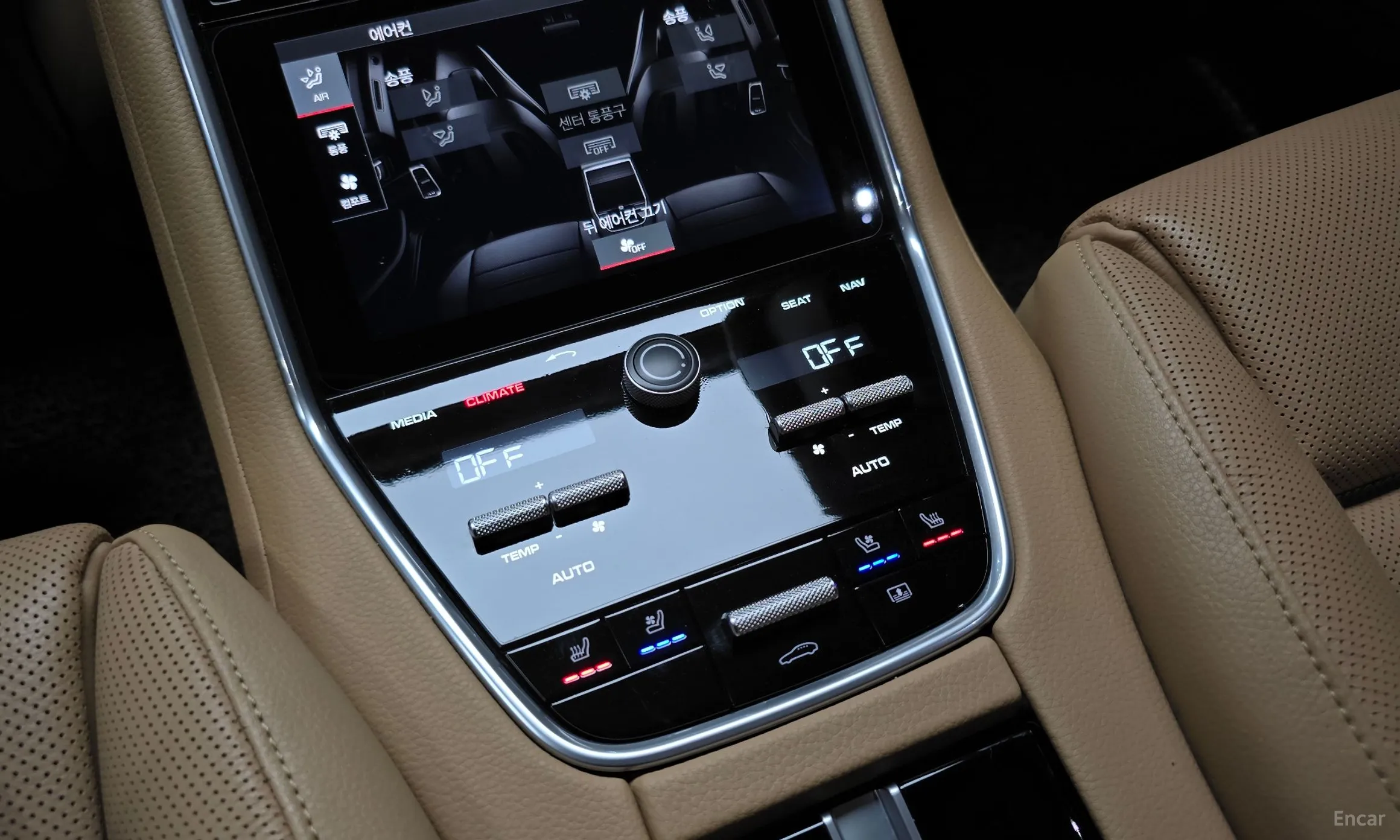 Porsche Panamera (971) превью 19