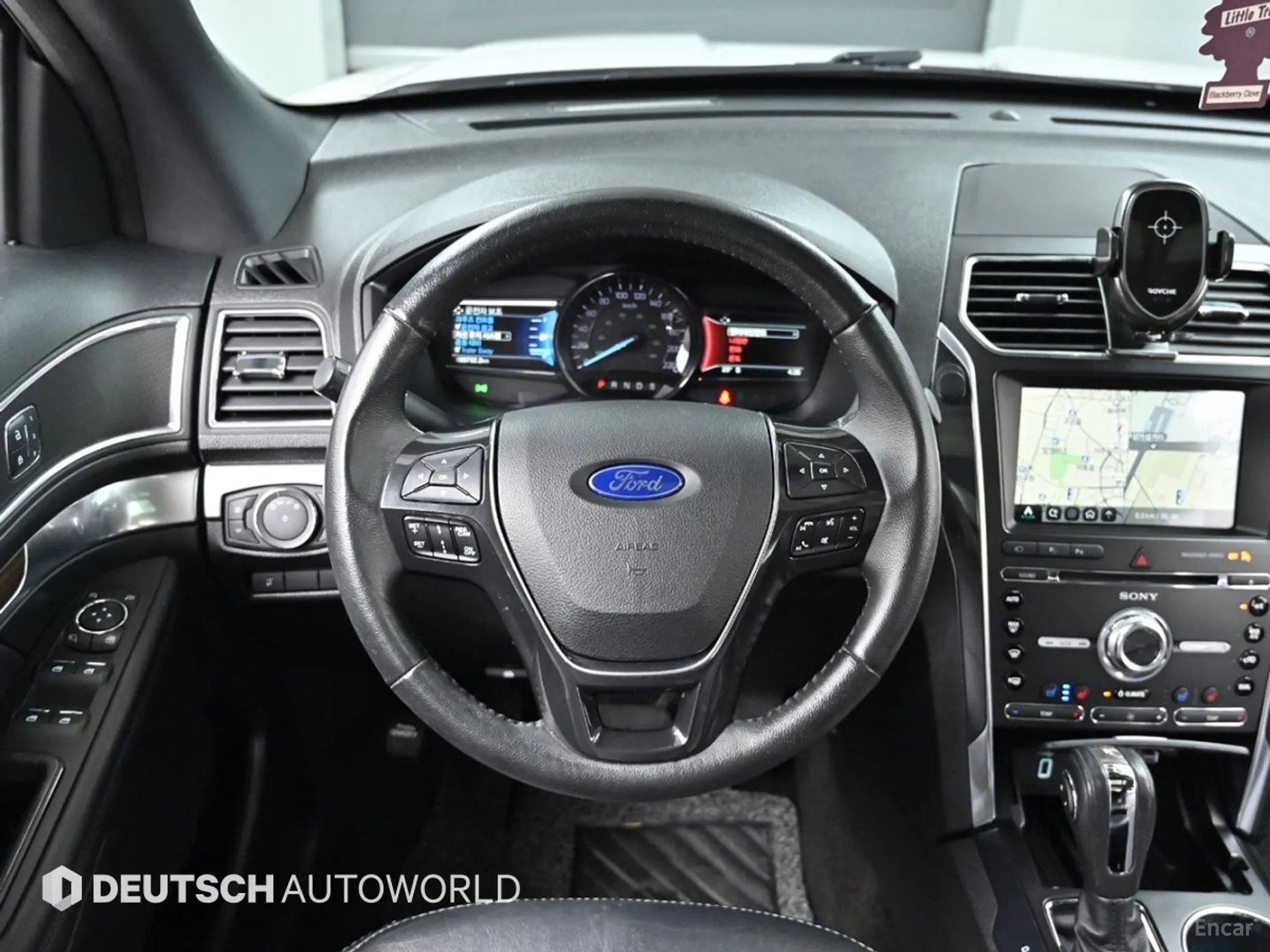 Ford Explorer превью 13