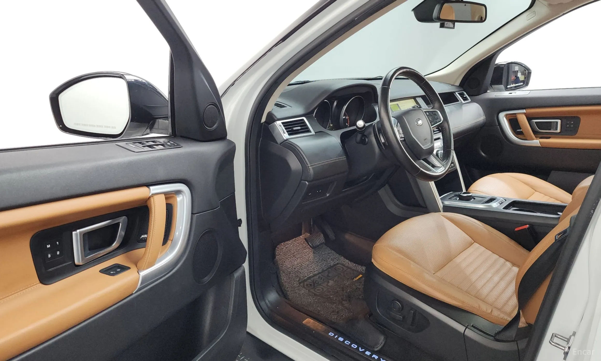 Land Rover Discovery Sports превью 10