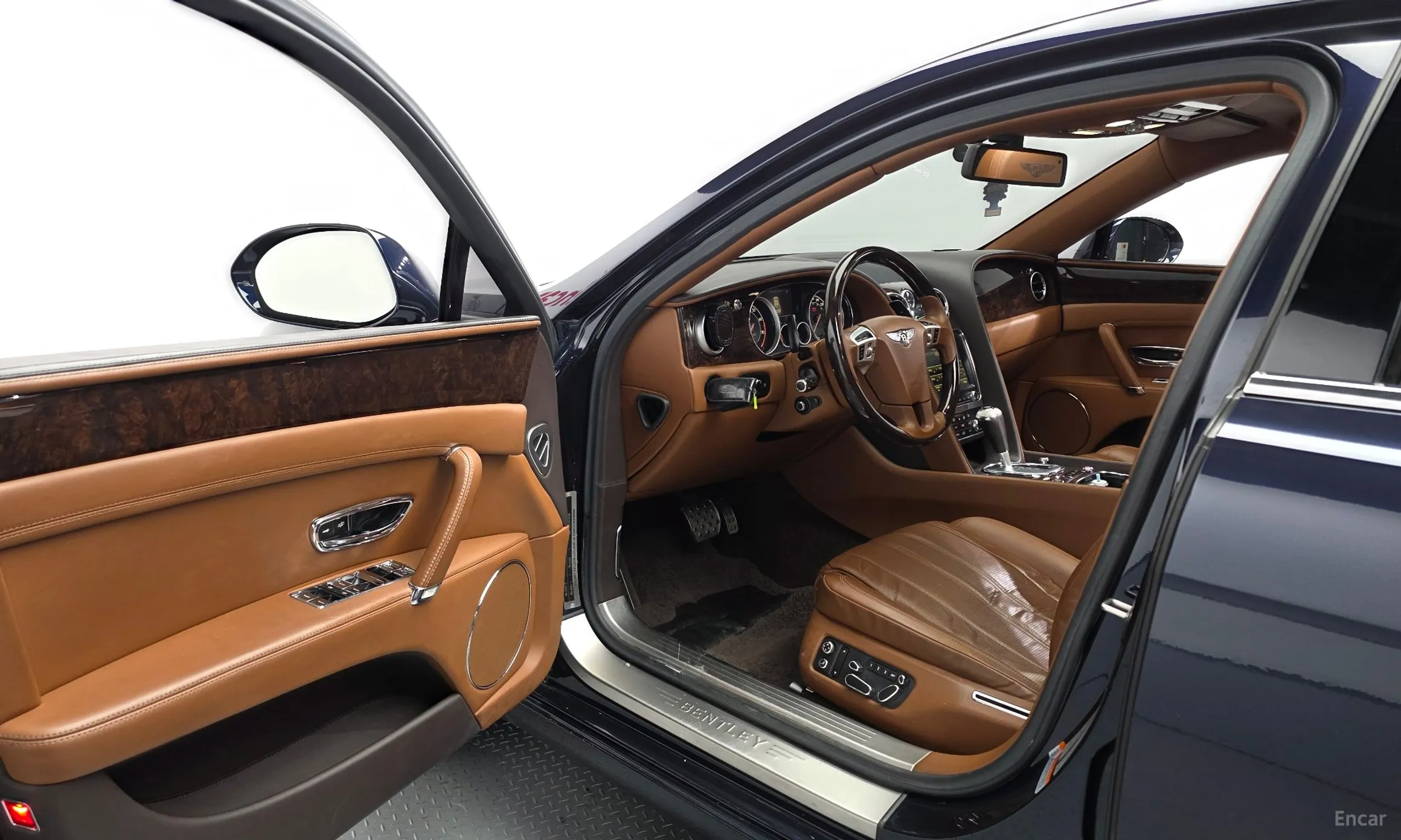 Bentley Flying Spur 2nd Generation превью 10