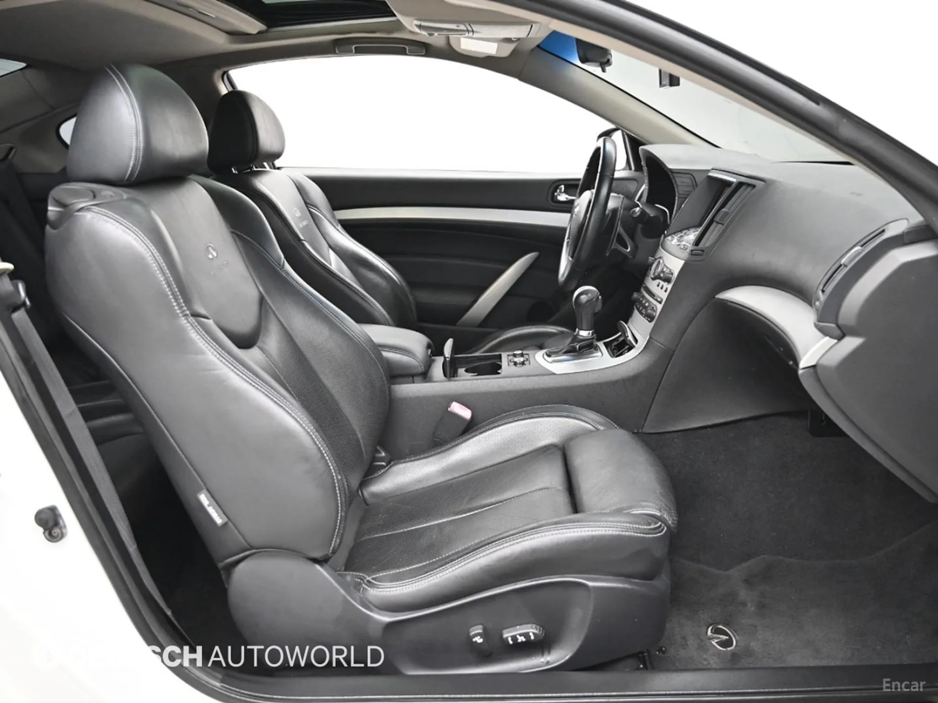 Infiniti G37 превью 10