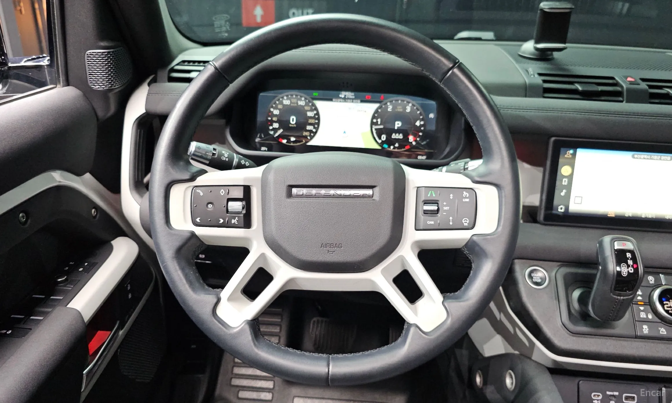 Land Rover Defender (L663) превью 13
