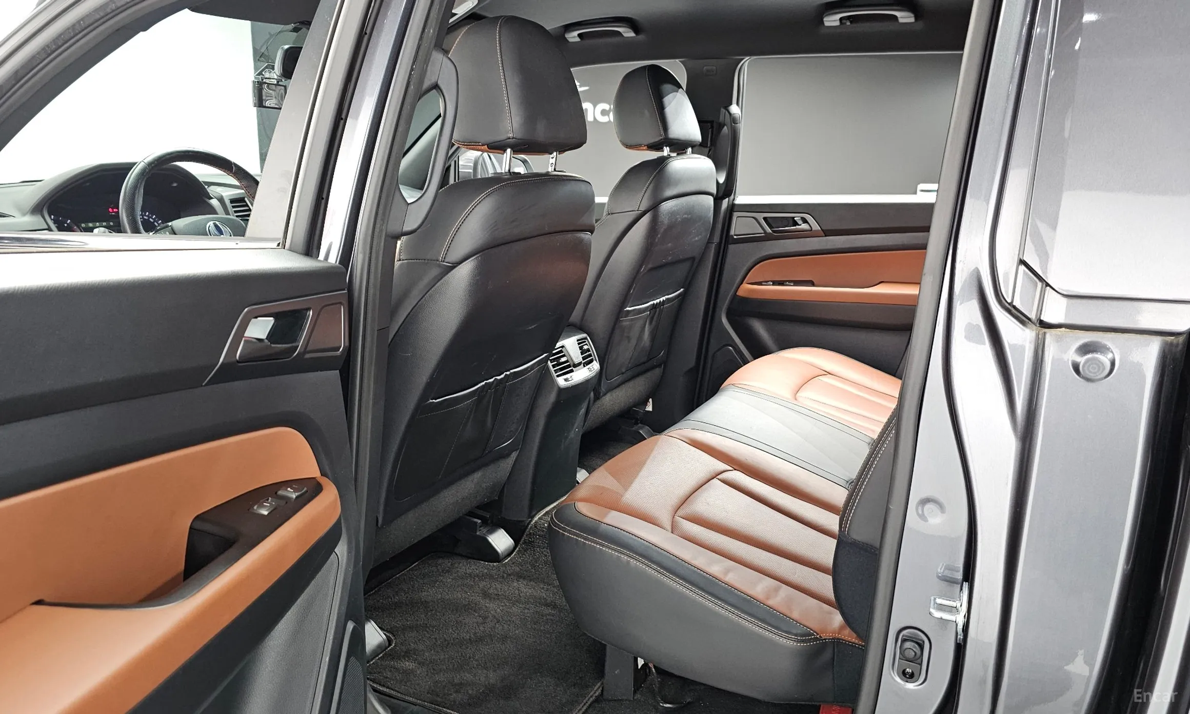 KG Mobility (SsangYong) Rexton Sports превью 11