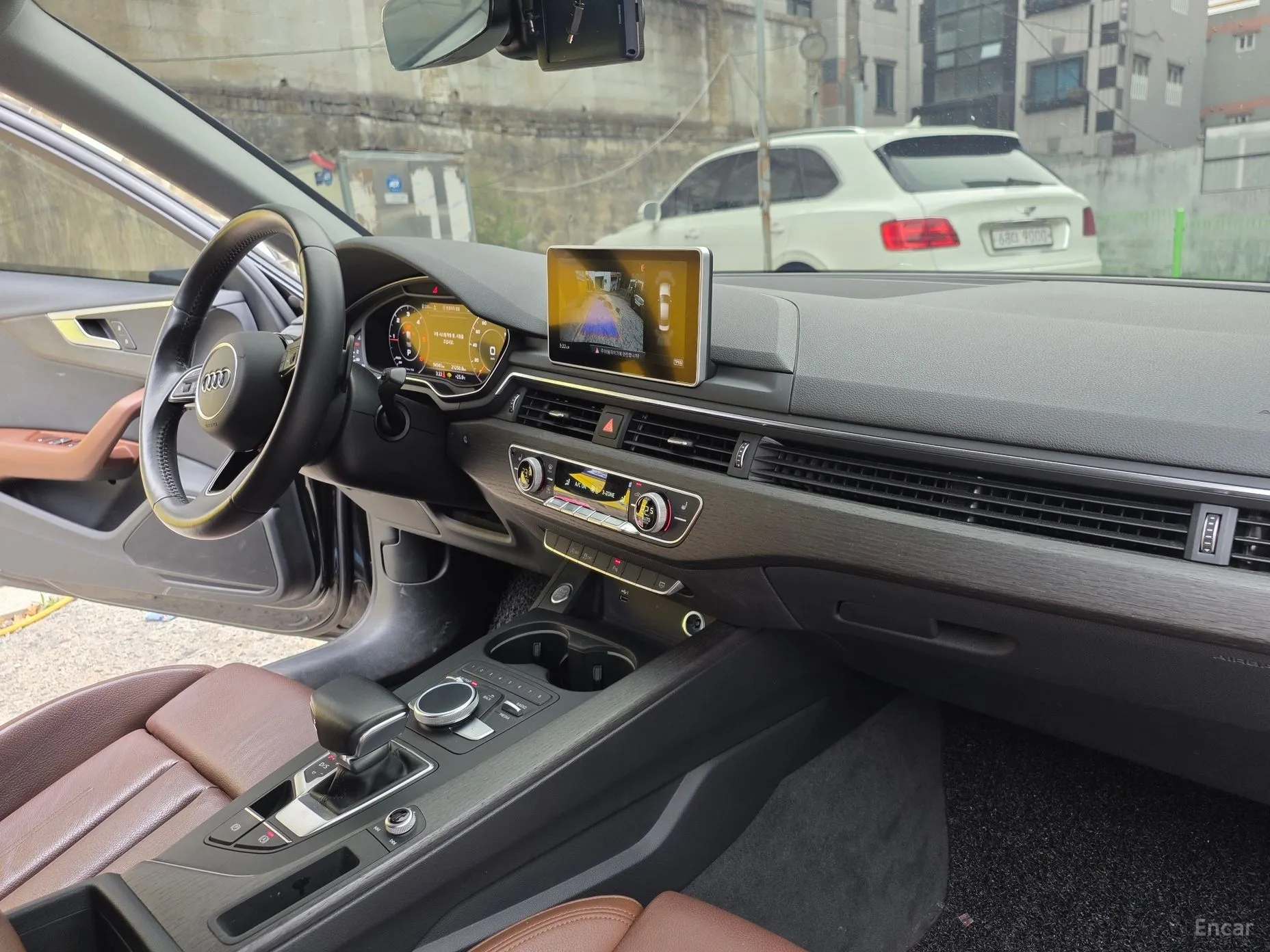 Audi A4 (B9) превью 12
