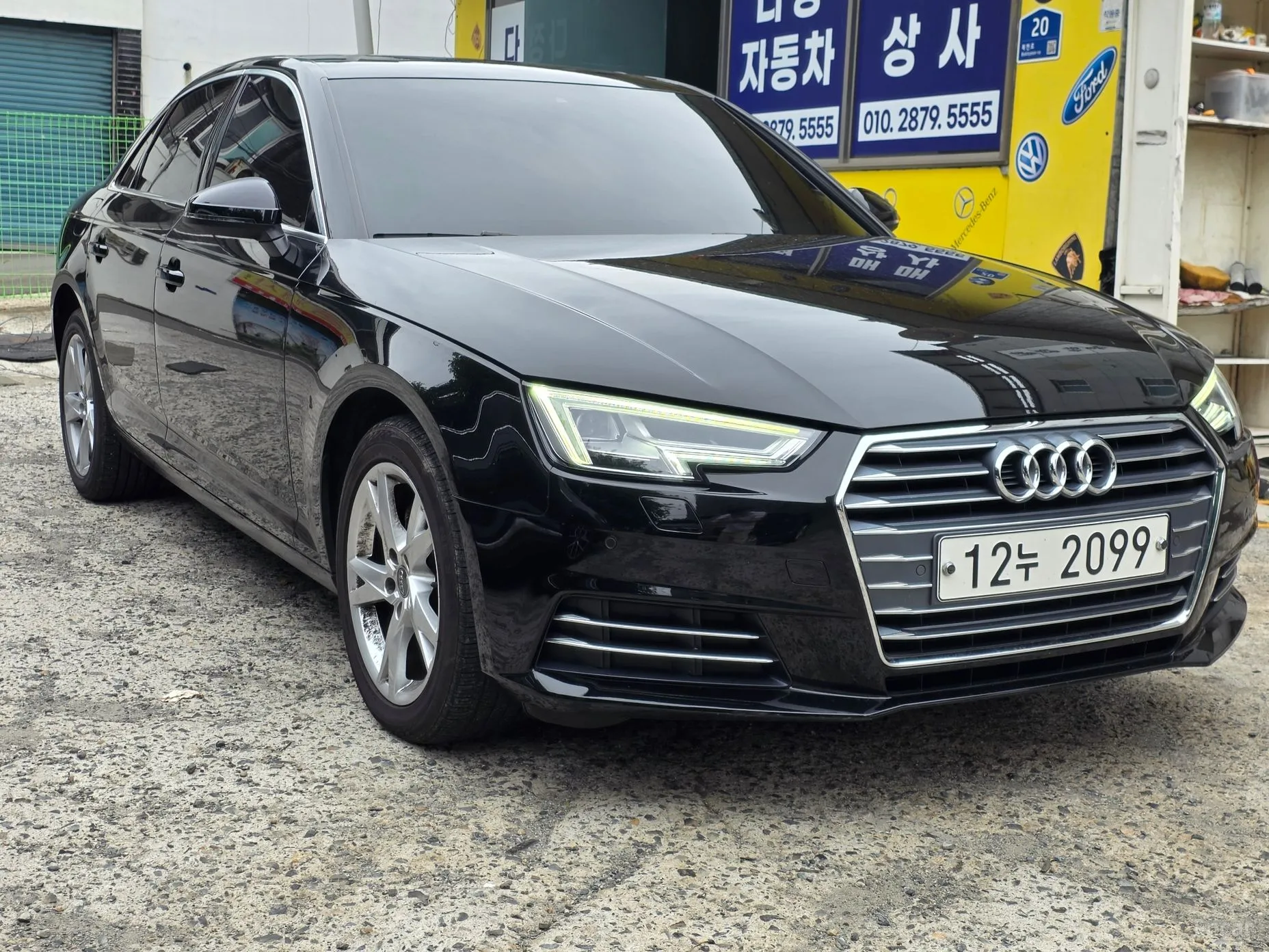 Audi A4 (B9) превью 3