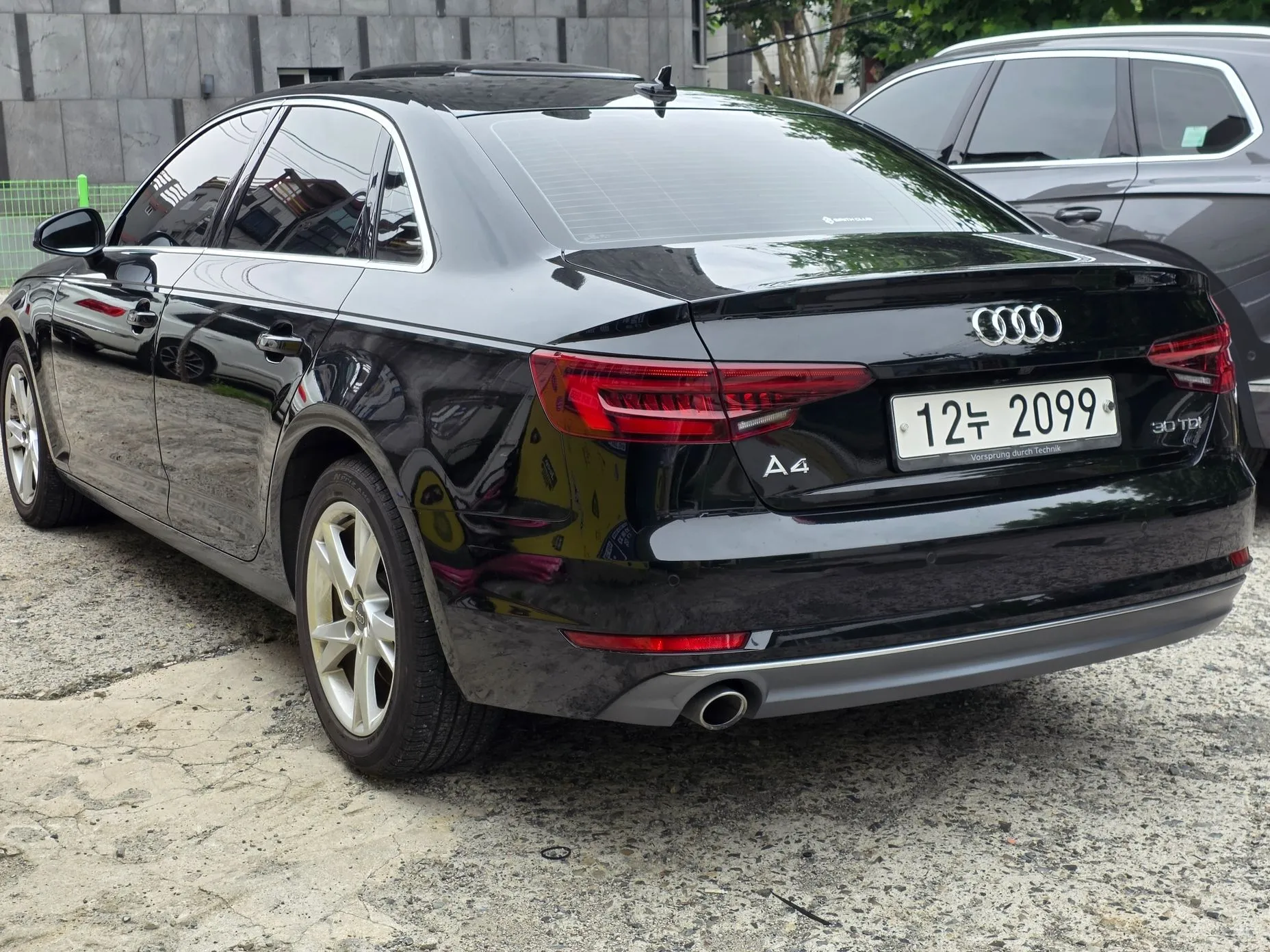 Audi A4 (B9) превью 4