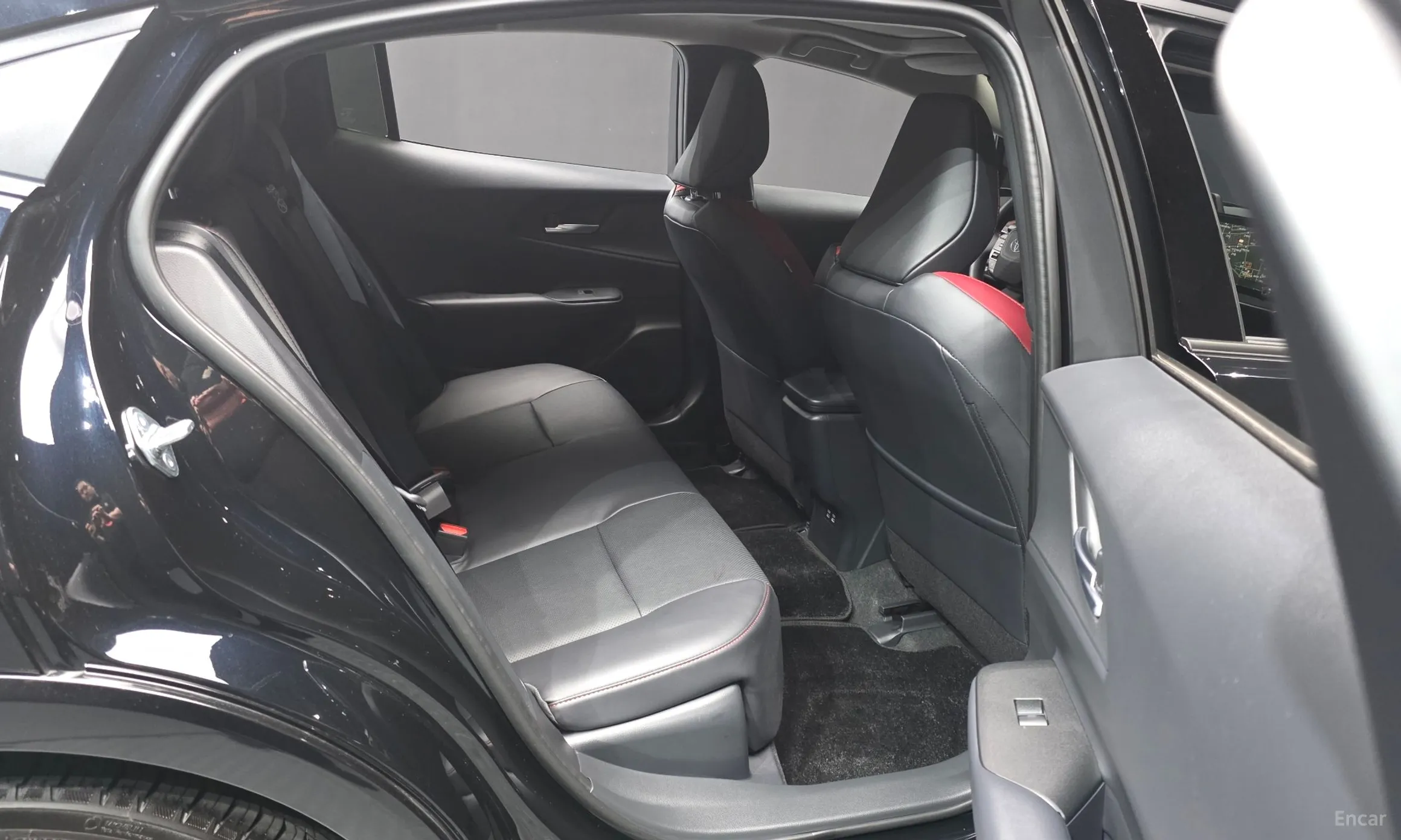 Toyota Prius 5th Generation превью 12