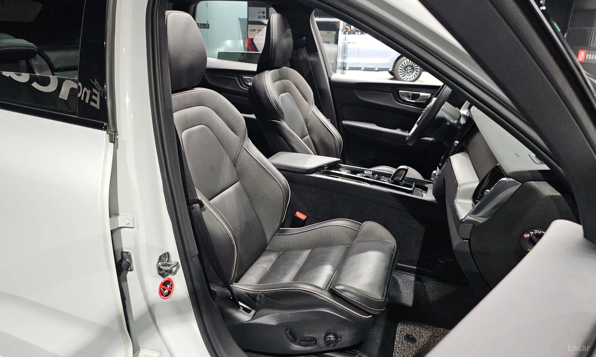 Volvo XC60 Gen 2 превью 12