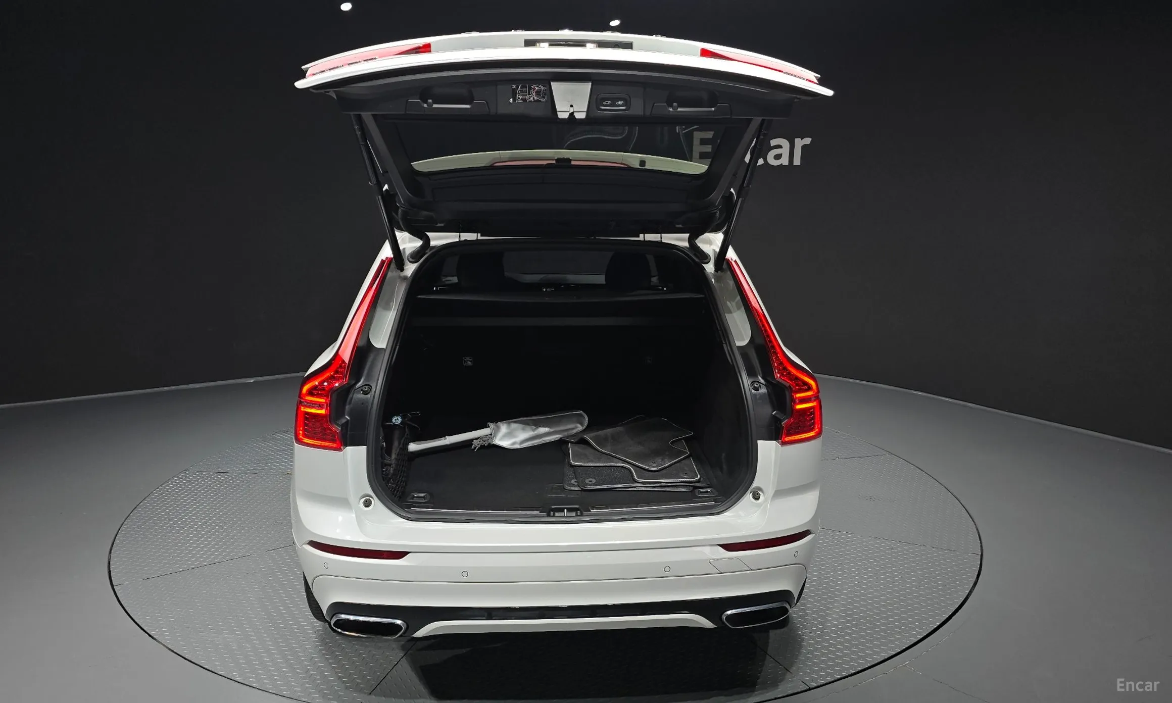 Volvo XC60 Gen 2 превью 20