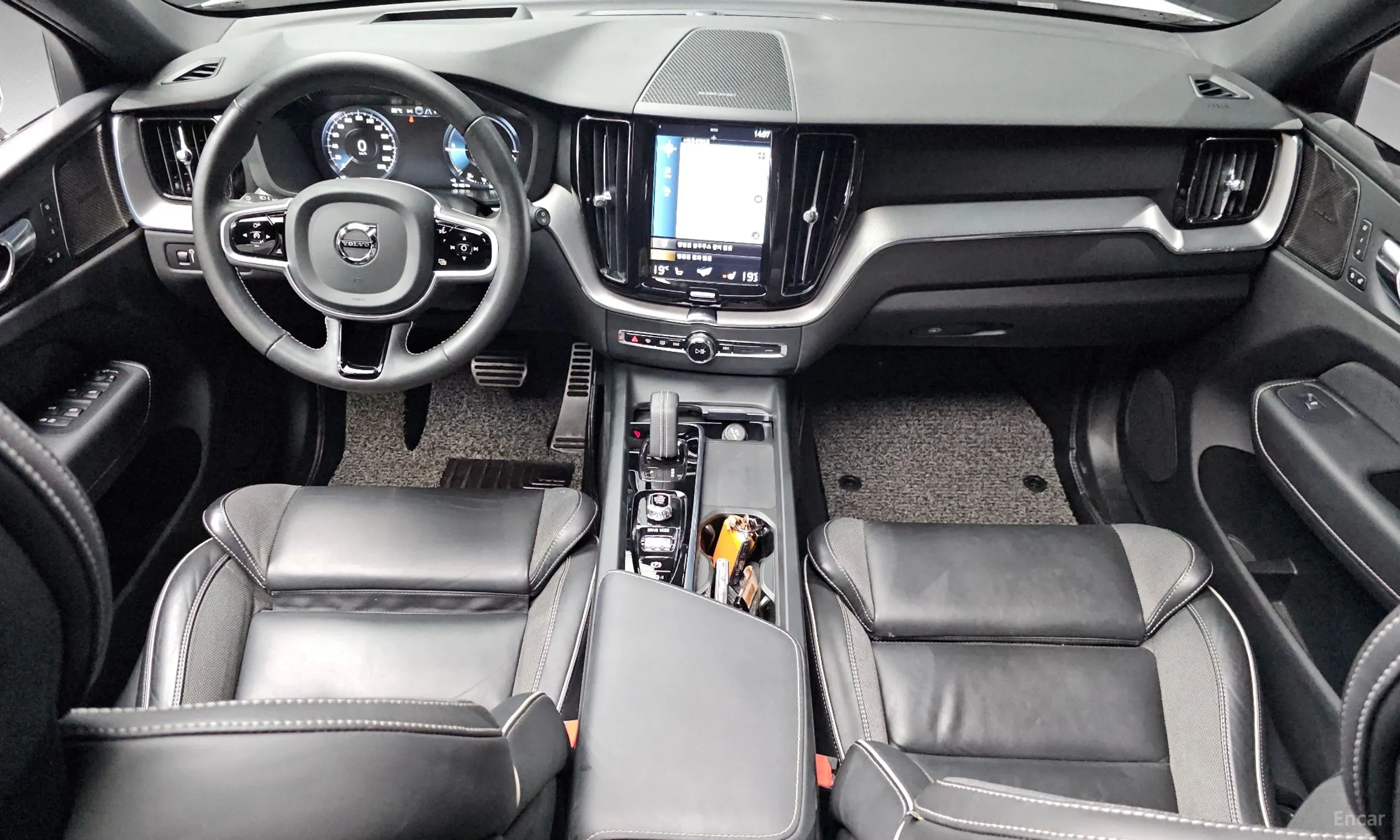 Volvo XC60 Gen 2 превью 7