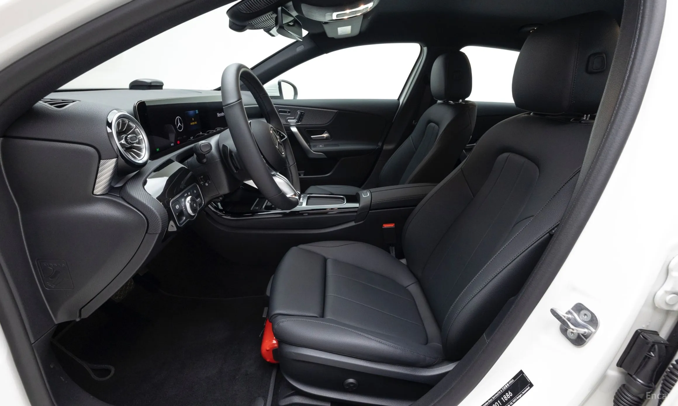 Mercedes Benz A-Class W177 превью 10