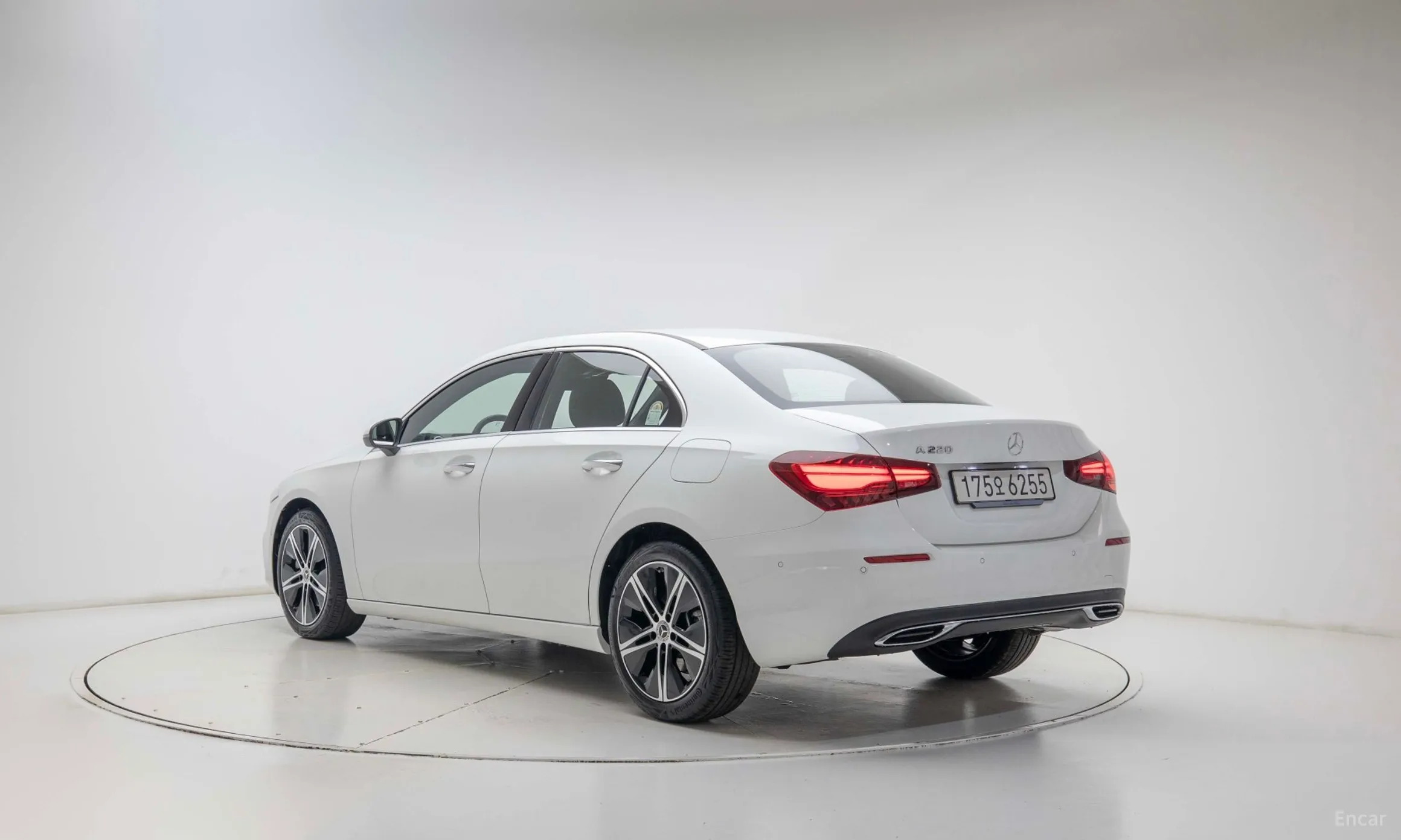 Mercedes Benz A-Class W177 превью 2