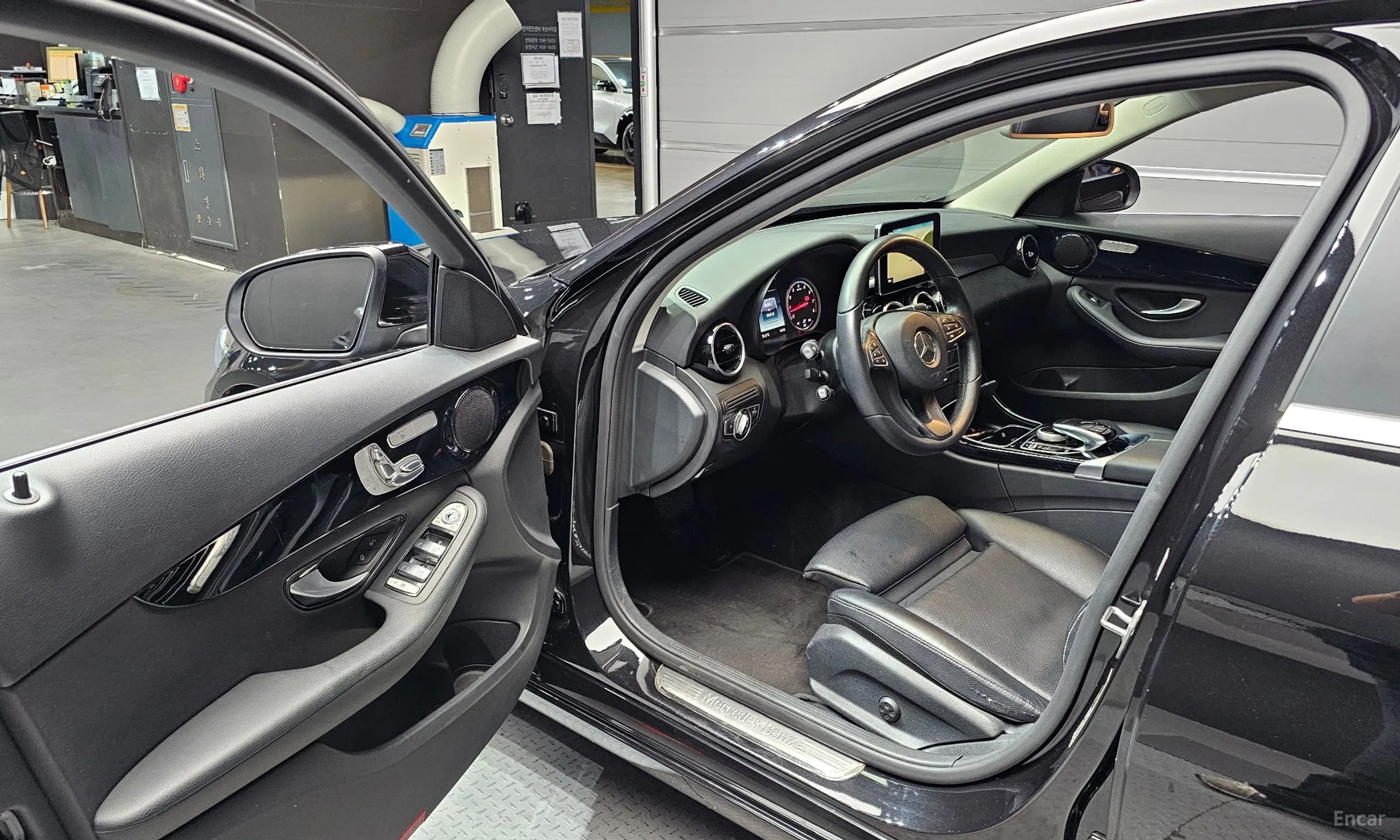 Mercedes Benz C-Class W205 превью 10