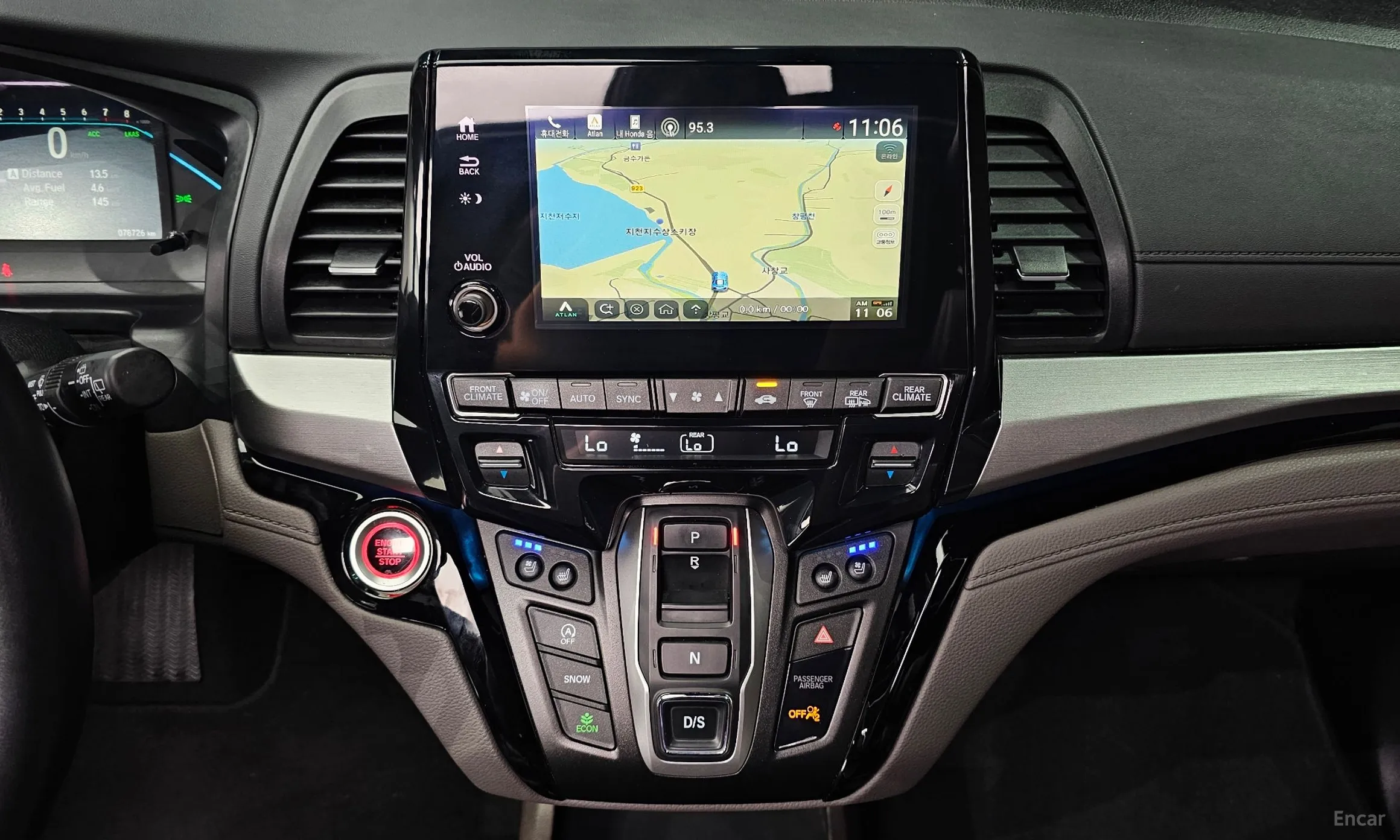 Honda Odyssey превью 12