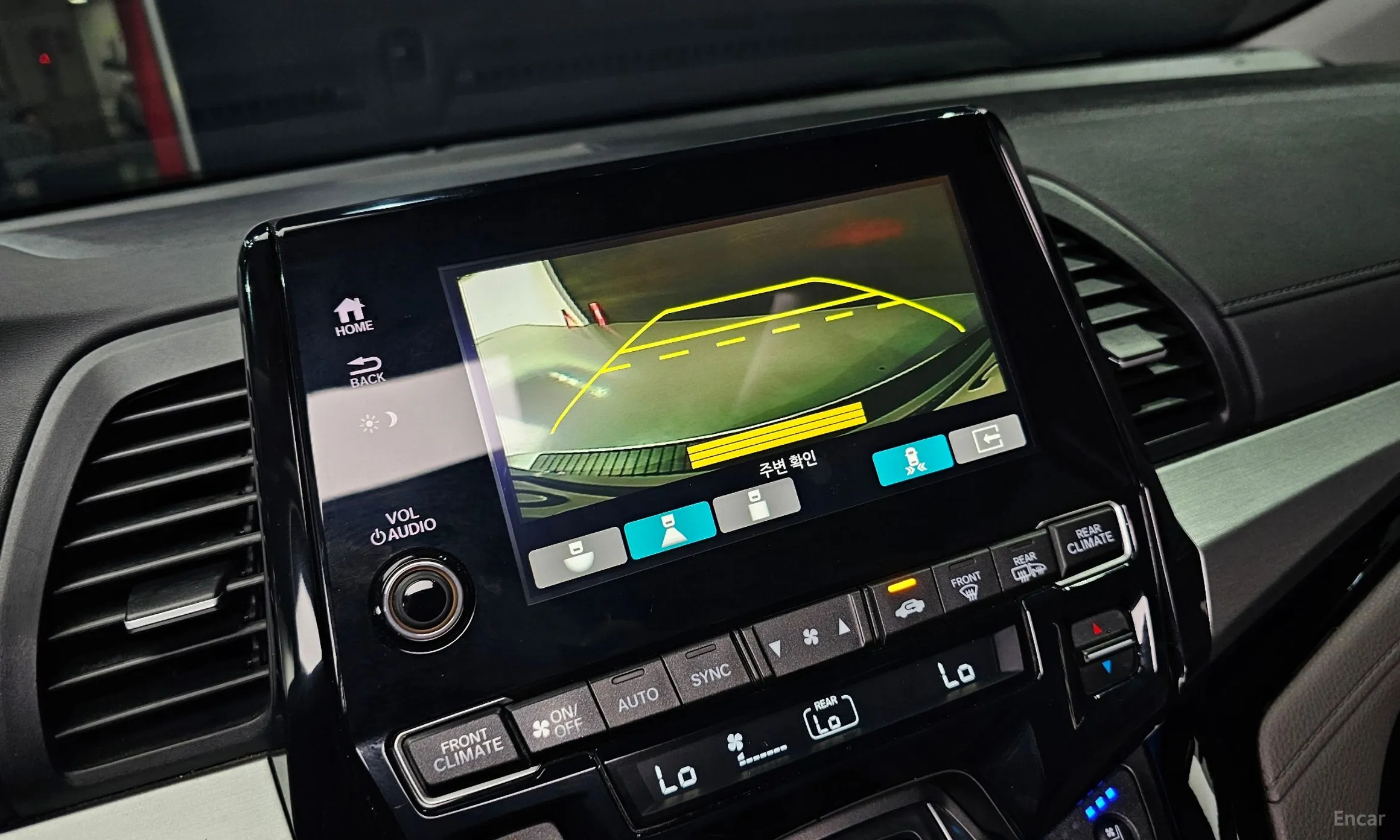 Honda Odyssey превью 14