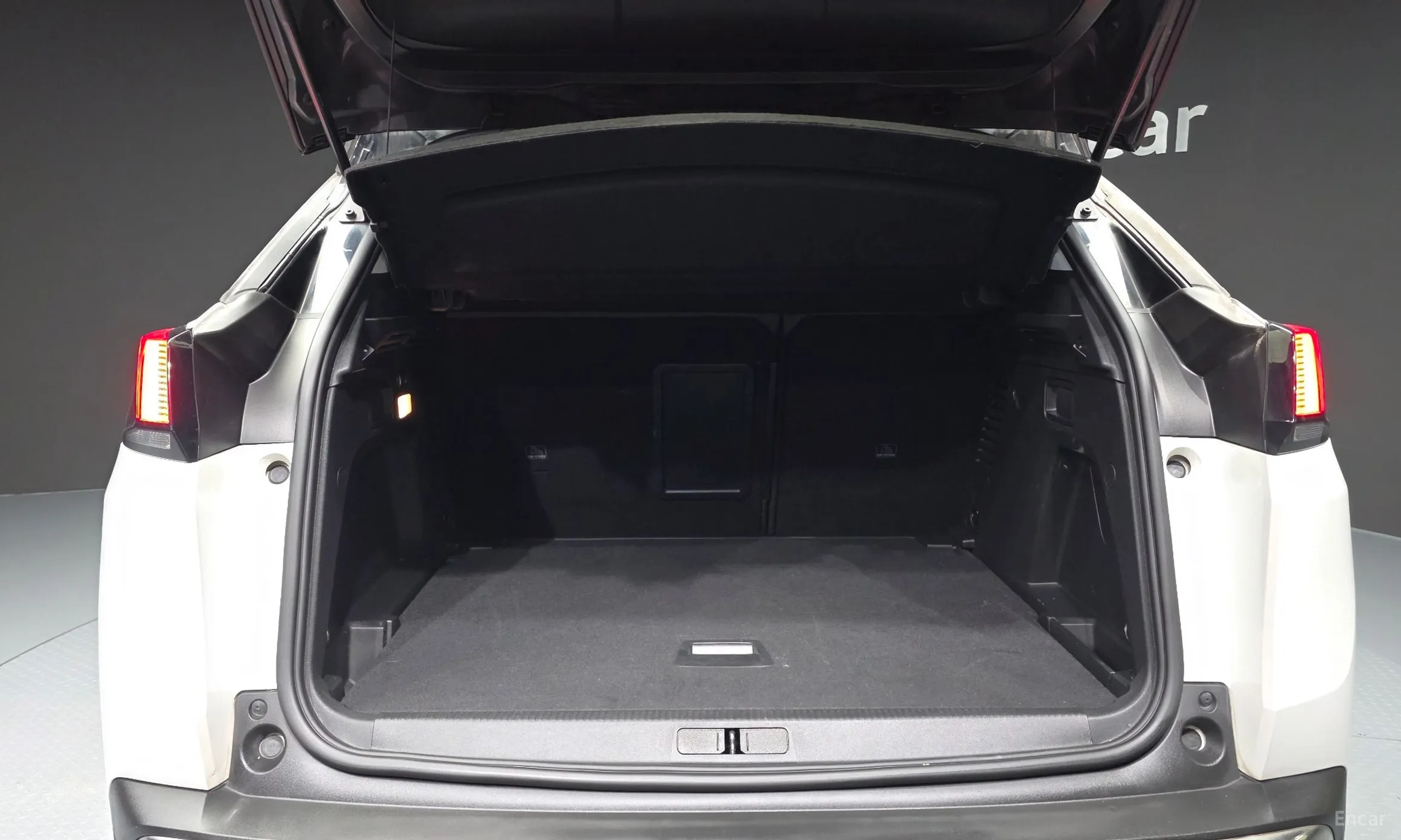 Peugeot 3008 2nd generation превью 20