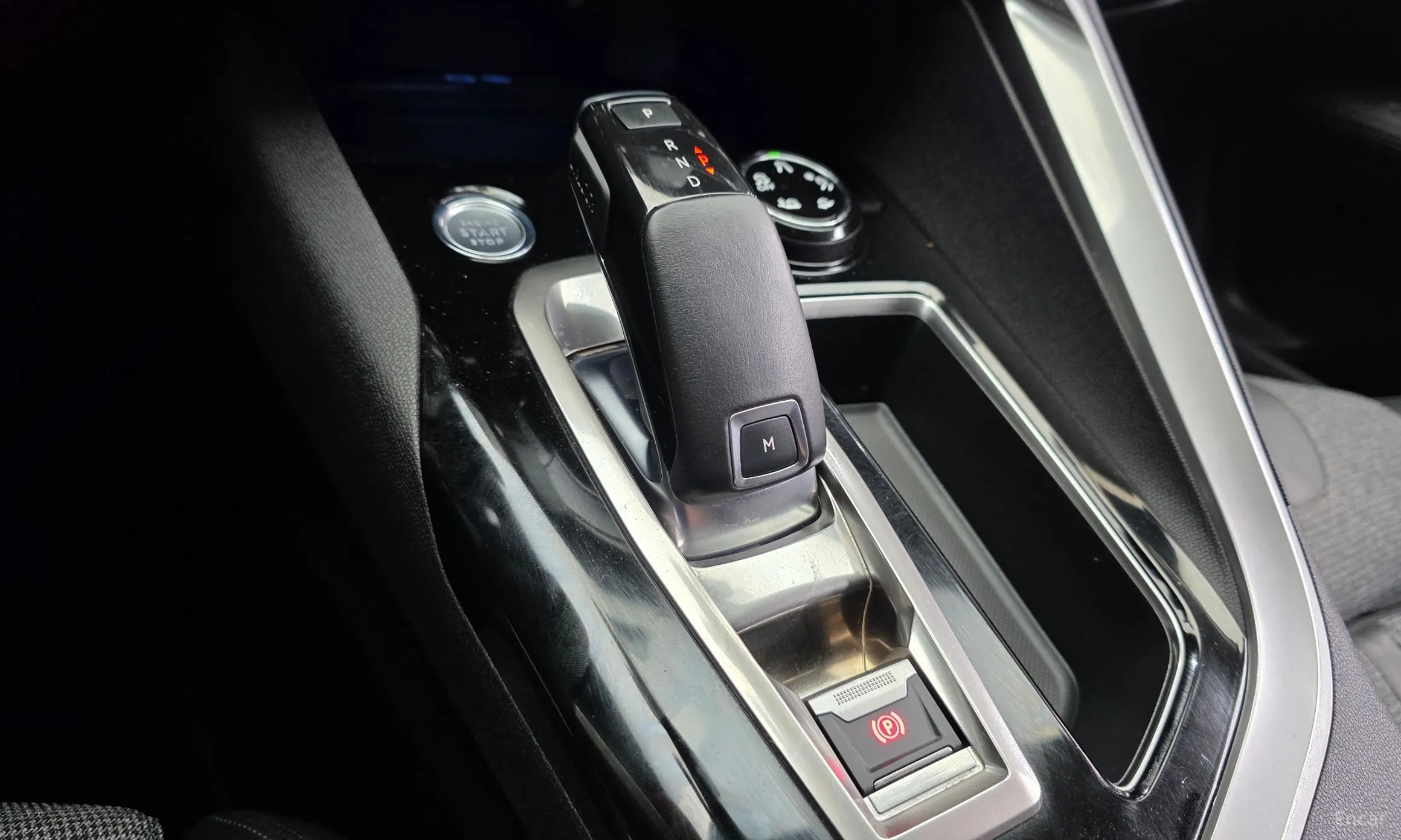 Peugeot 3008 2nd generation превью 9